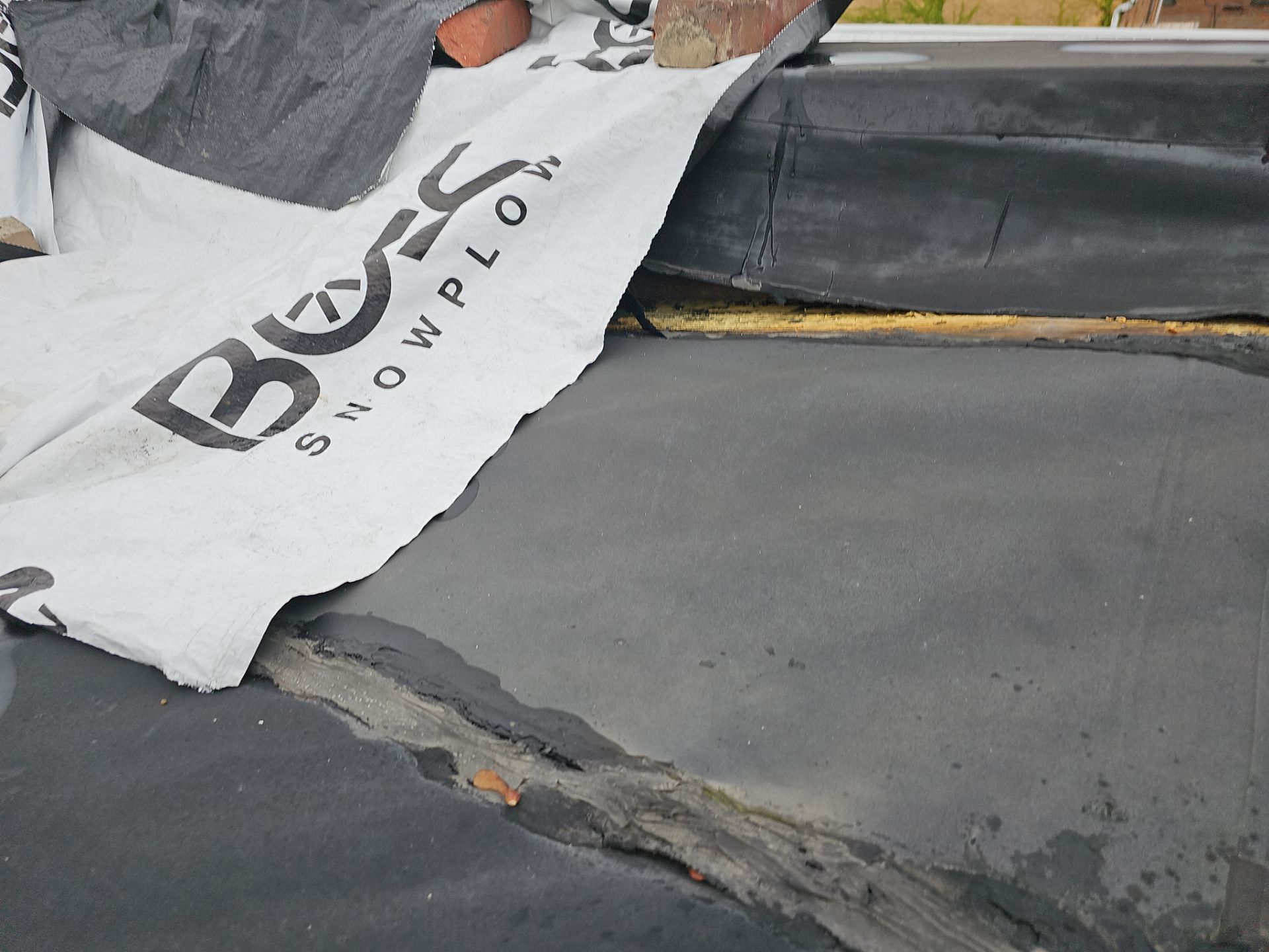 Western Auto  by 768 ROOF, LLC.