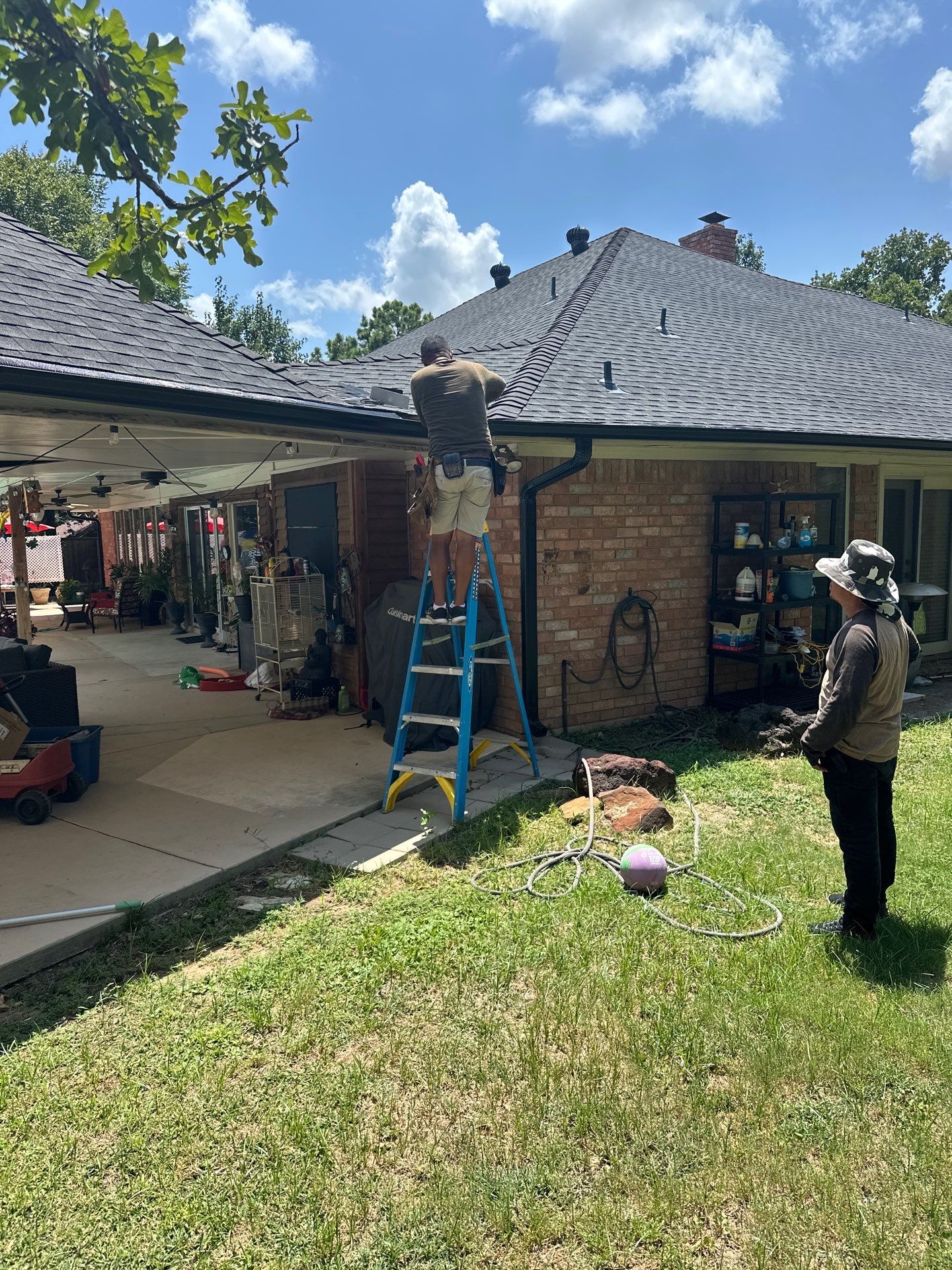 Project in Double Oak by Zeus Exteriors