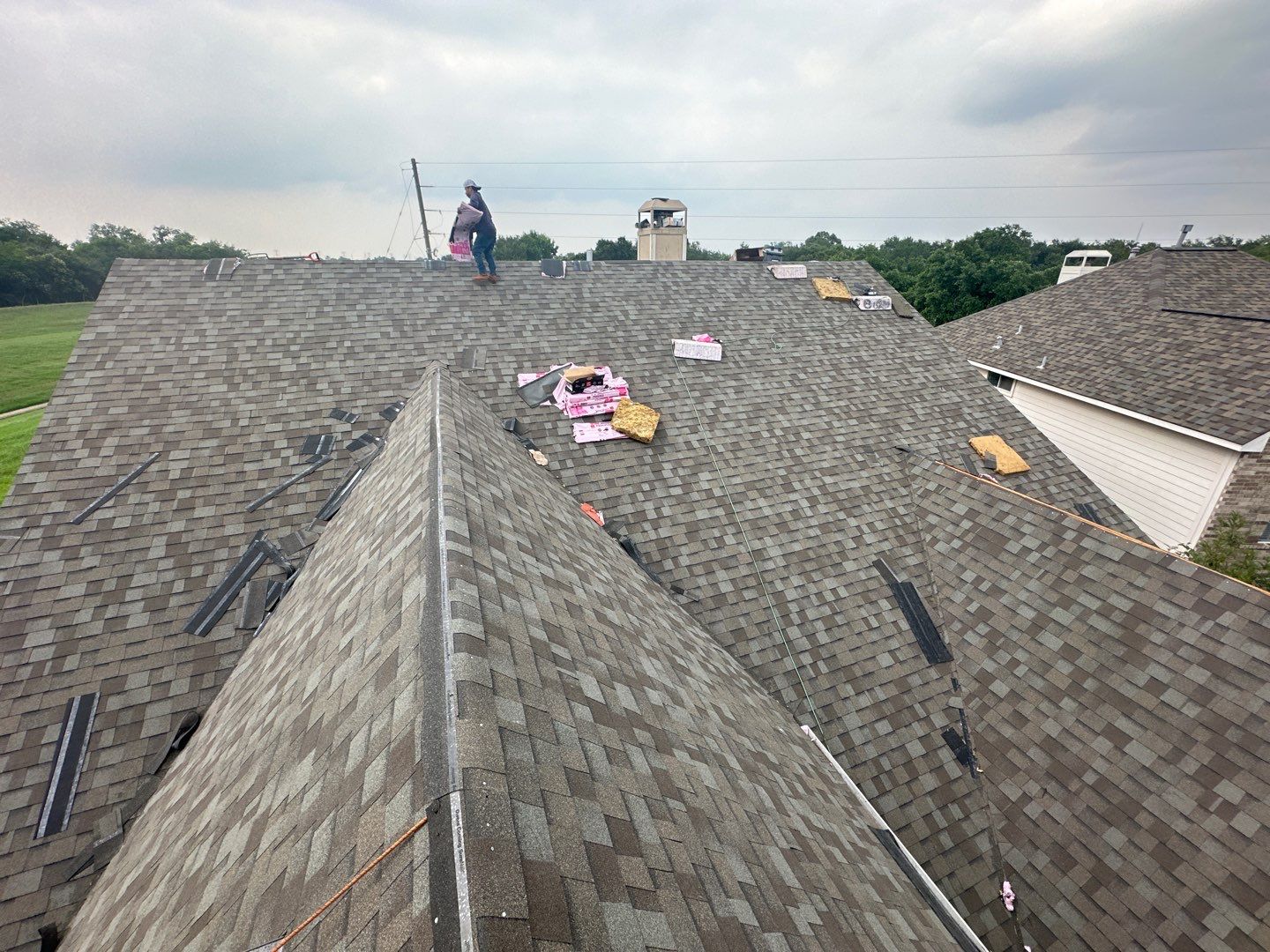 Residential Roofing Installation using Owen's Corning Duration (Lifetime) Shingles by Roof Repair Company