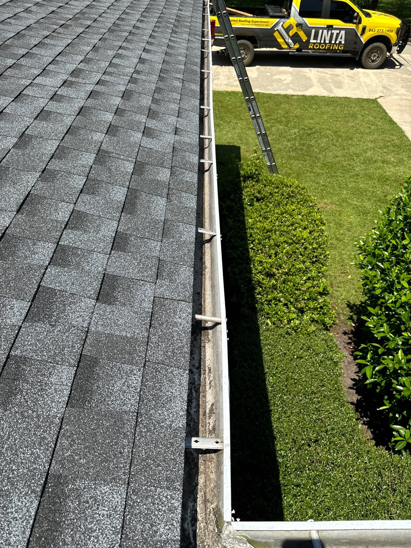 GAF HDZ - Pweter Gray by Linta Roofing