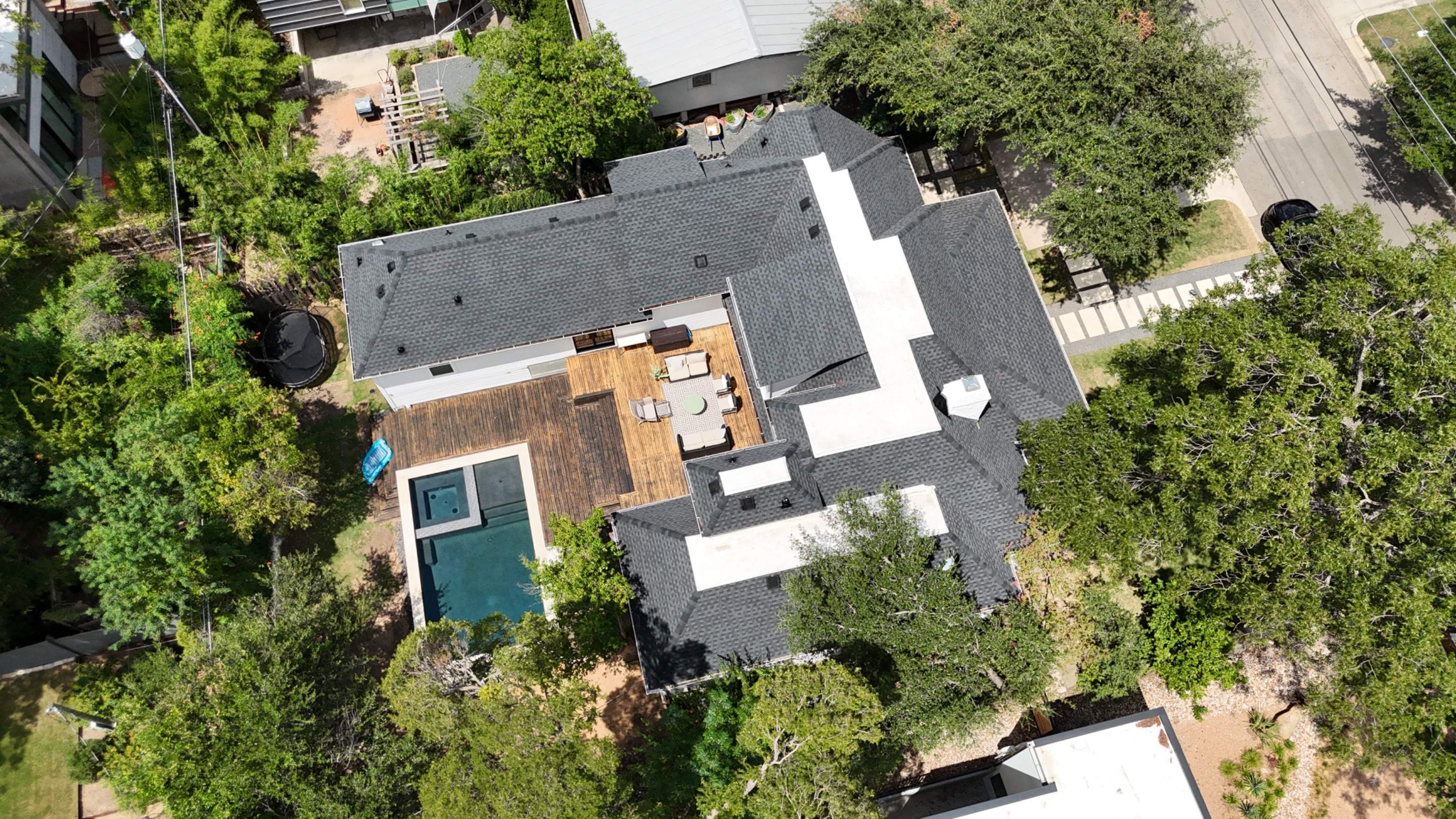 Charcoal - GAF Timberline HDZ by RoofsOnly.com