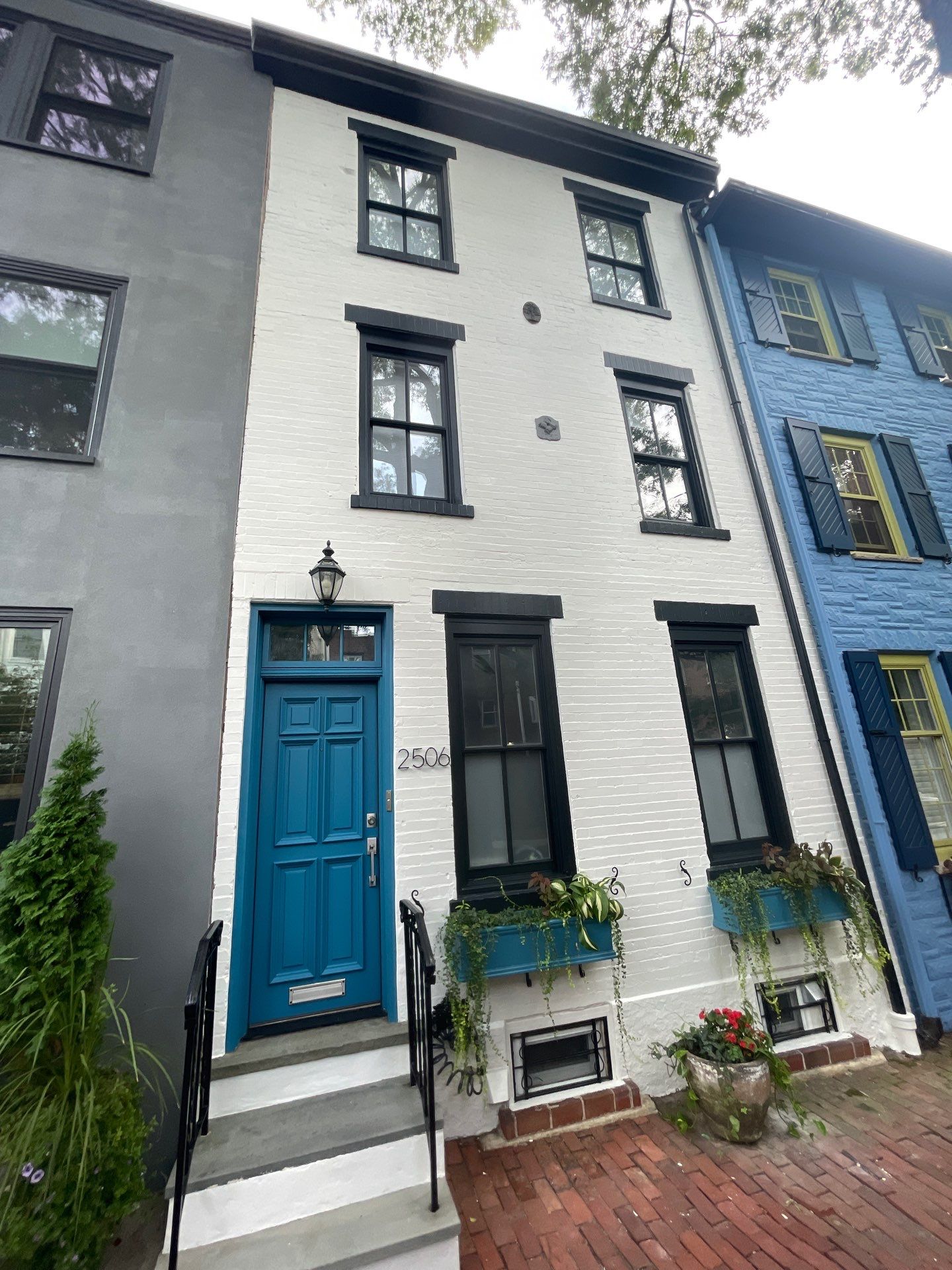 Exterior Refresh in Rittenhouse  by Groovy Hues