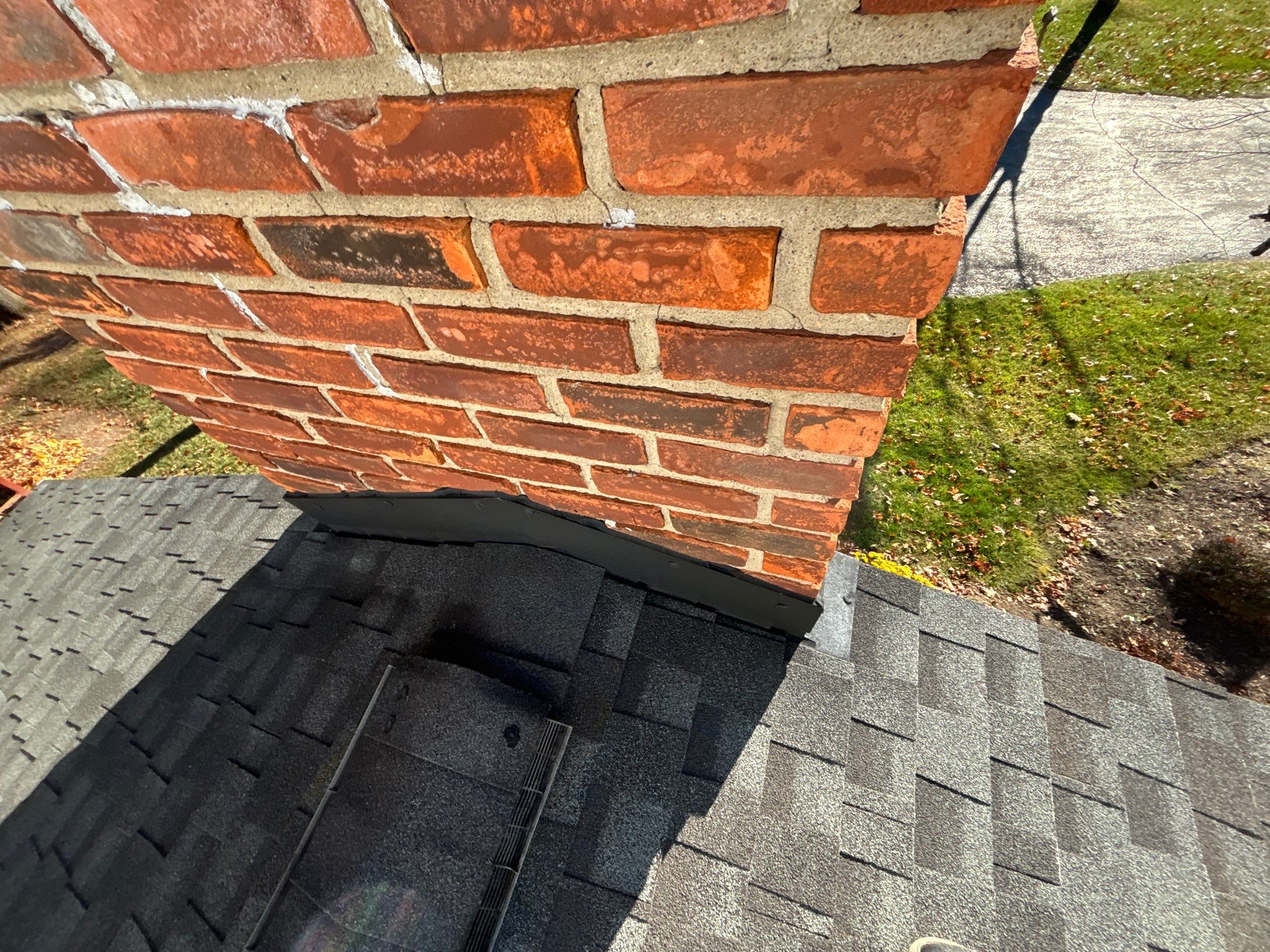 Roof Replacement using Owens Corning Onyx Black by 180 Contractors