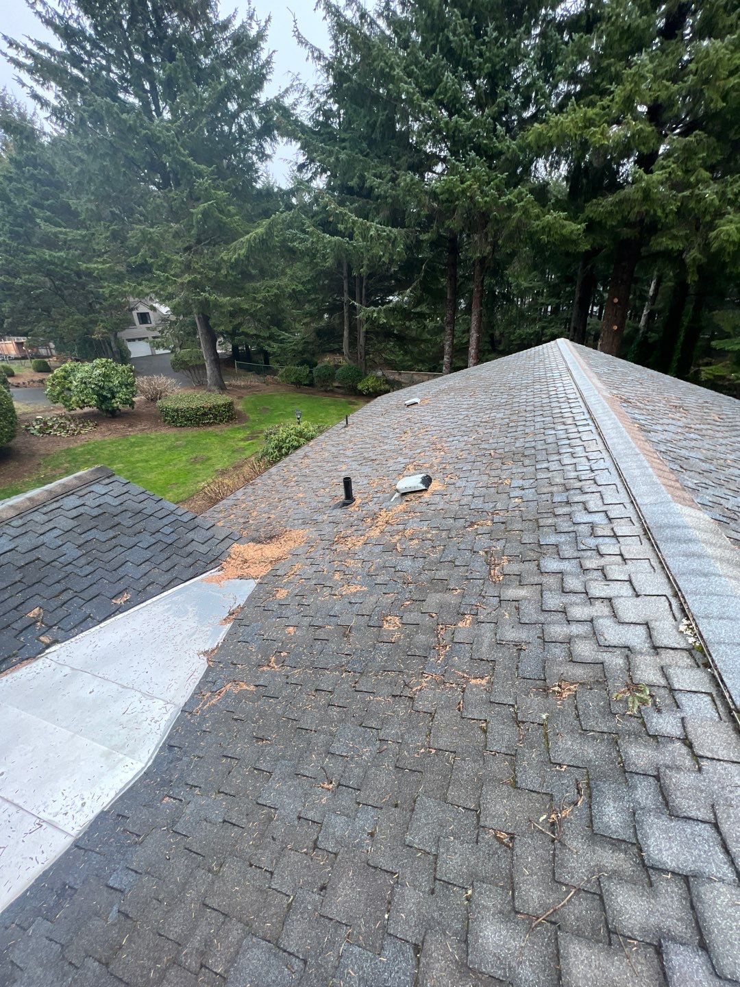 Residential Roofing Installation using Malarkey Highlander with GAF 60mil TPO by Orezona Building & Roofing Company, Inc.