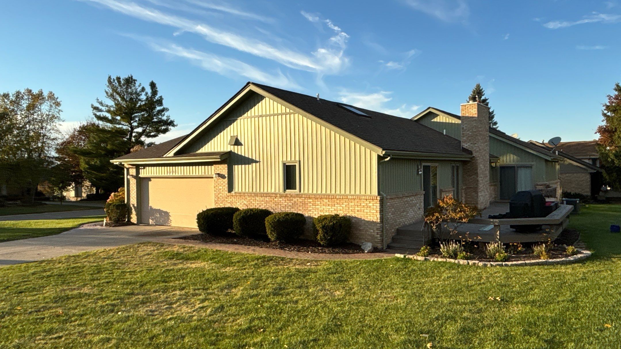 Siding Replacement using Alside 7" B&B by 180 Contractors