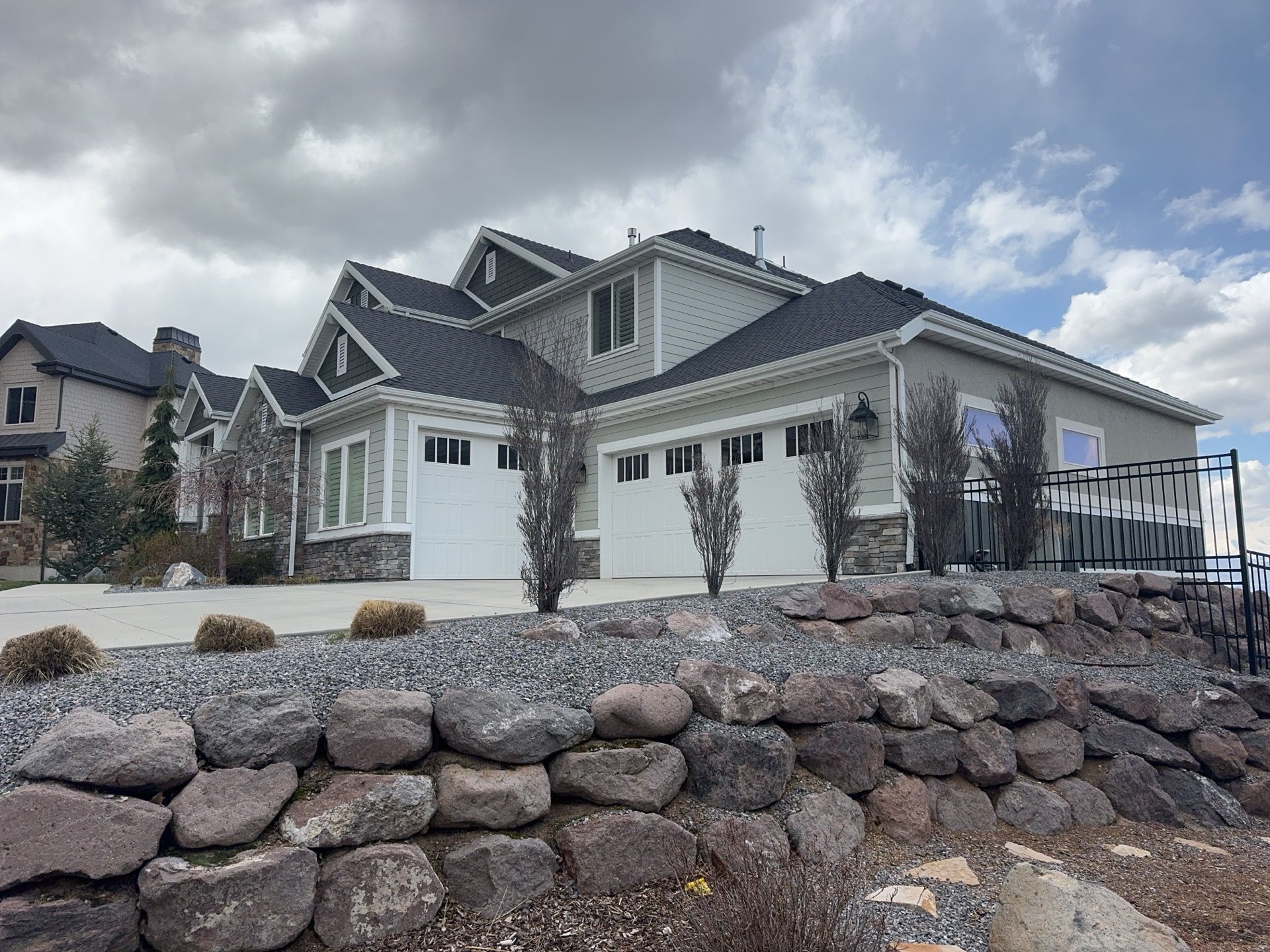 Draper | Hardie Mixed Siding | Custom Green & White by Ideal Siding Utah