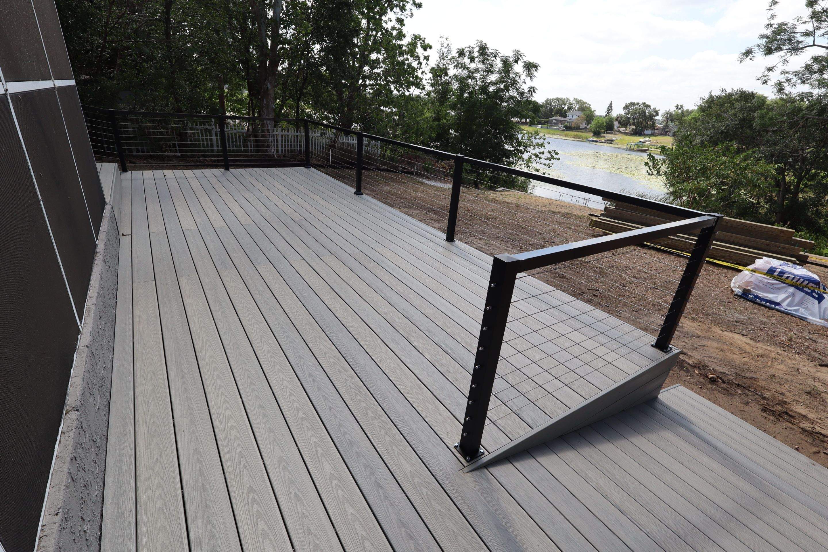 Composite deck and aluminum railings by Orlando pergolas