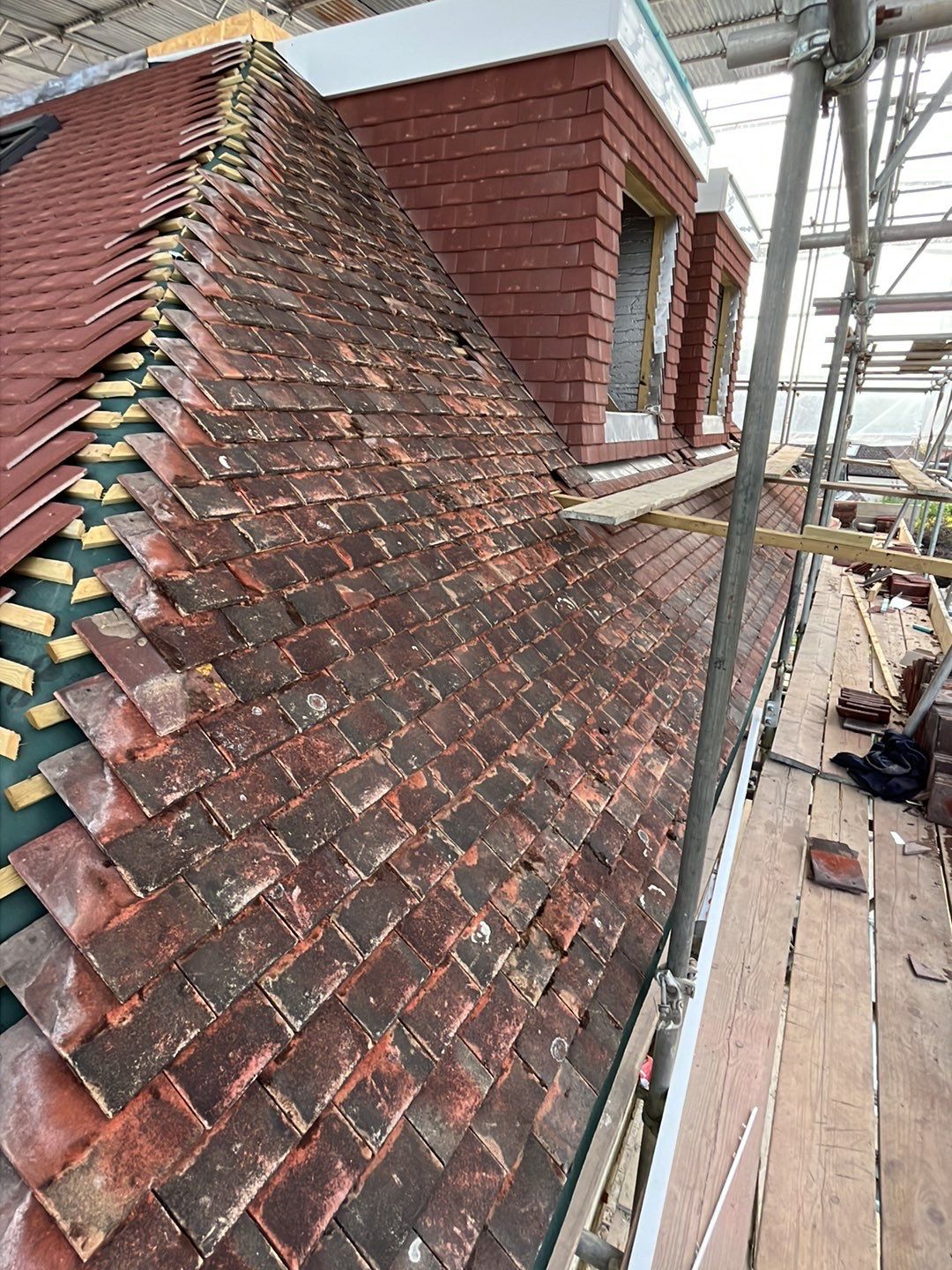 Roof Clean - Moss Removal using Honda 15lpm Low Pressure Washing Machine by Ges Exterior Cleaning ltd