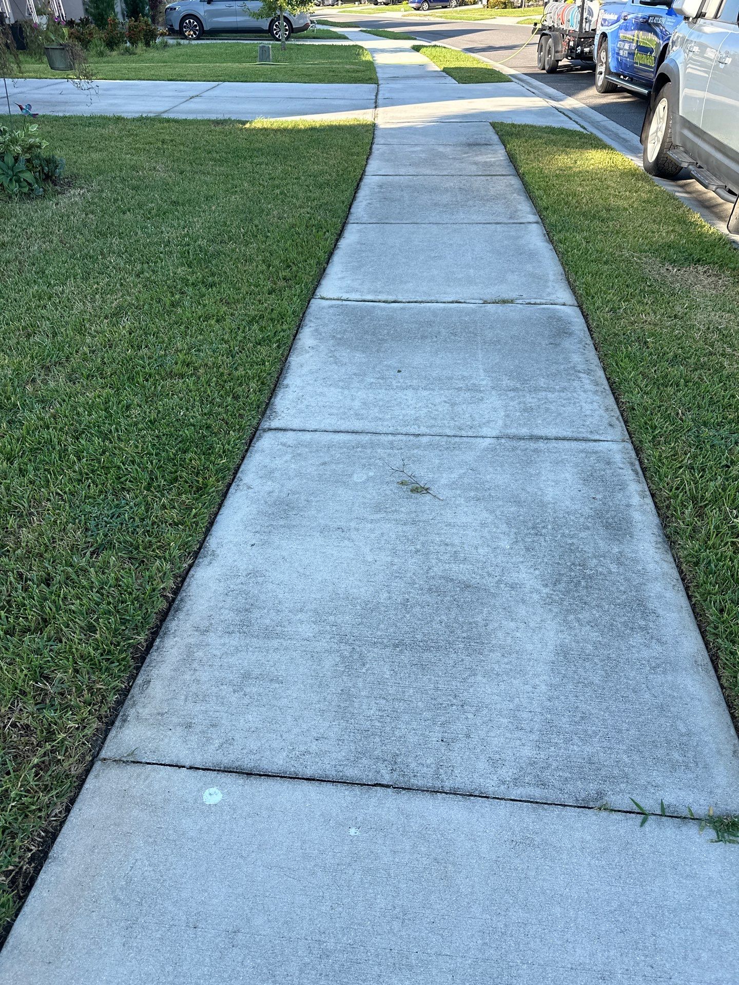 Driveway Cleaning in Palmetto, FL – Trevesta Community by Sunshine AquaWash