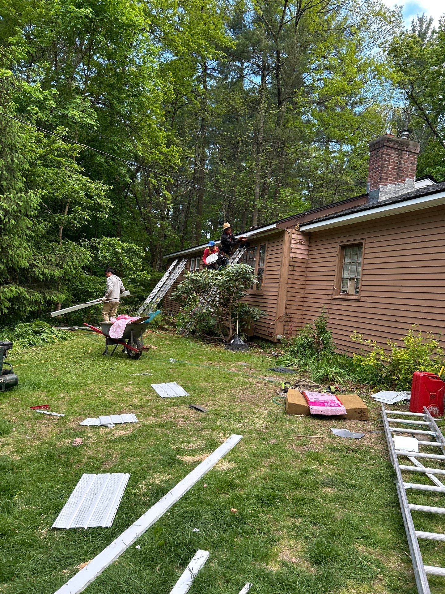 Siding & Roofing | Westford by Mighty Dog Roofing of Greater Middlesex County