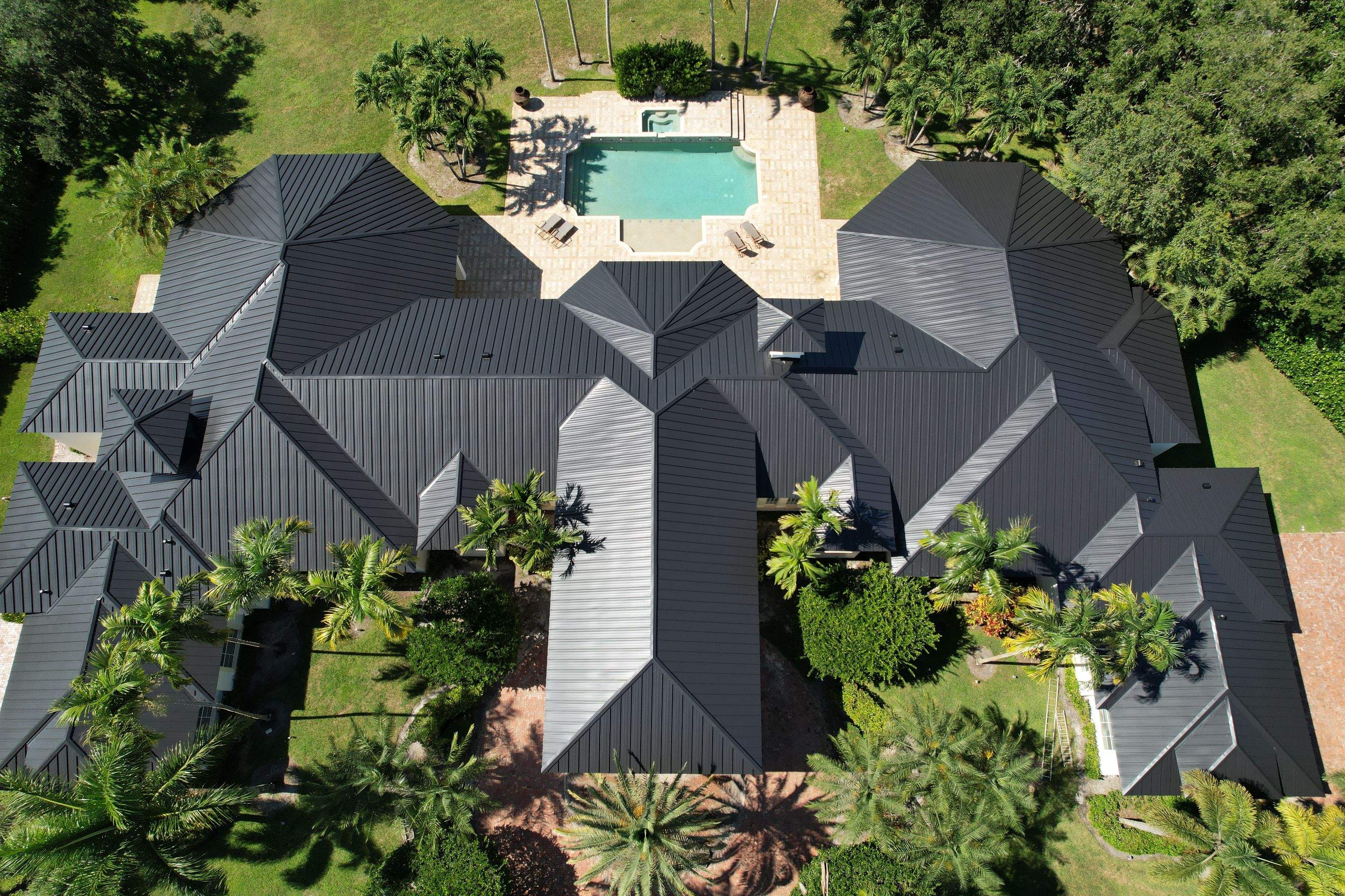 Metal Roof in Davie by Roofing Recovery