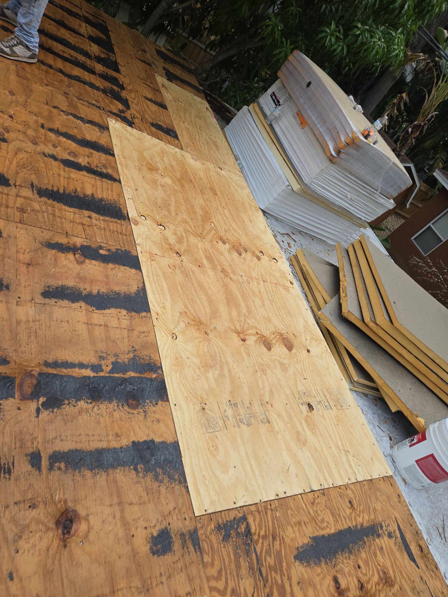 Project in St. Petersburg 33710 by Mitchell Roofing Company LLC 