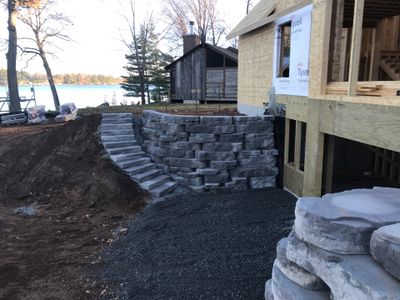 Rosetta Outcroppng Wall/ Steps