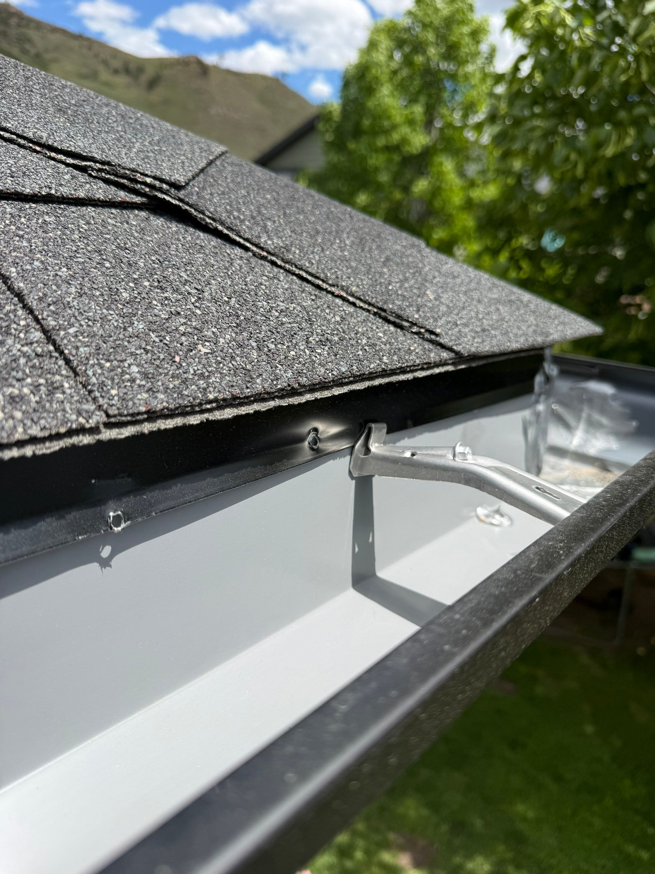 Malarkey Vista Shingle in Midnight Black in Summerset by Weather-Tite Exteriors LLC