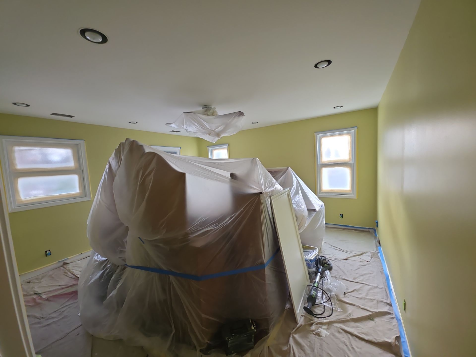 Interior Repaint & Trim Refinishing – Spring Lake, Michigan by Gordon Painting