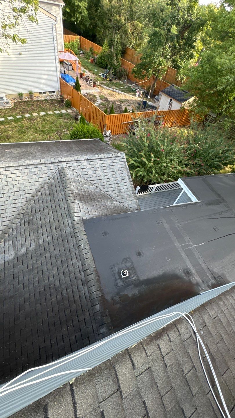 Alexandria: Residential Flat Roof Replacement with MuleHide TPO by RM Banning, Inc.