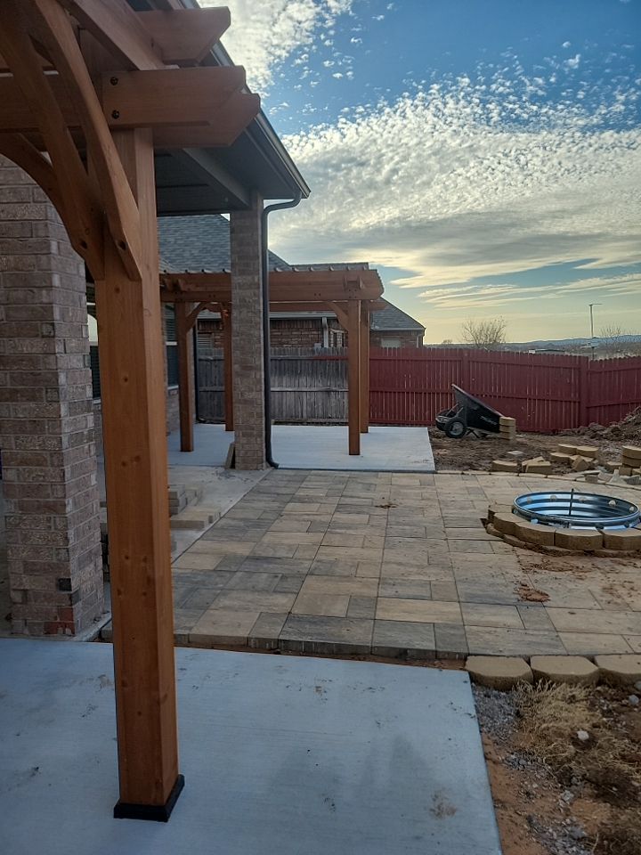 Outdoor kitchen by Clays Services Inc