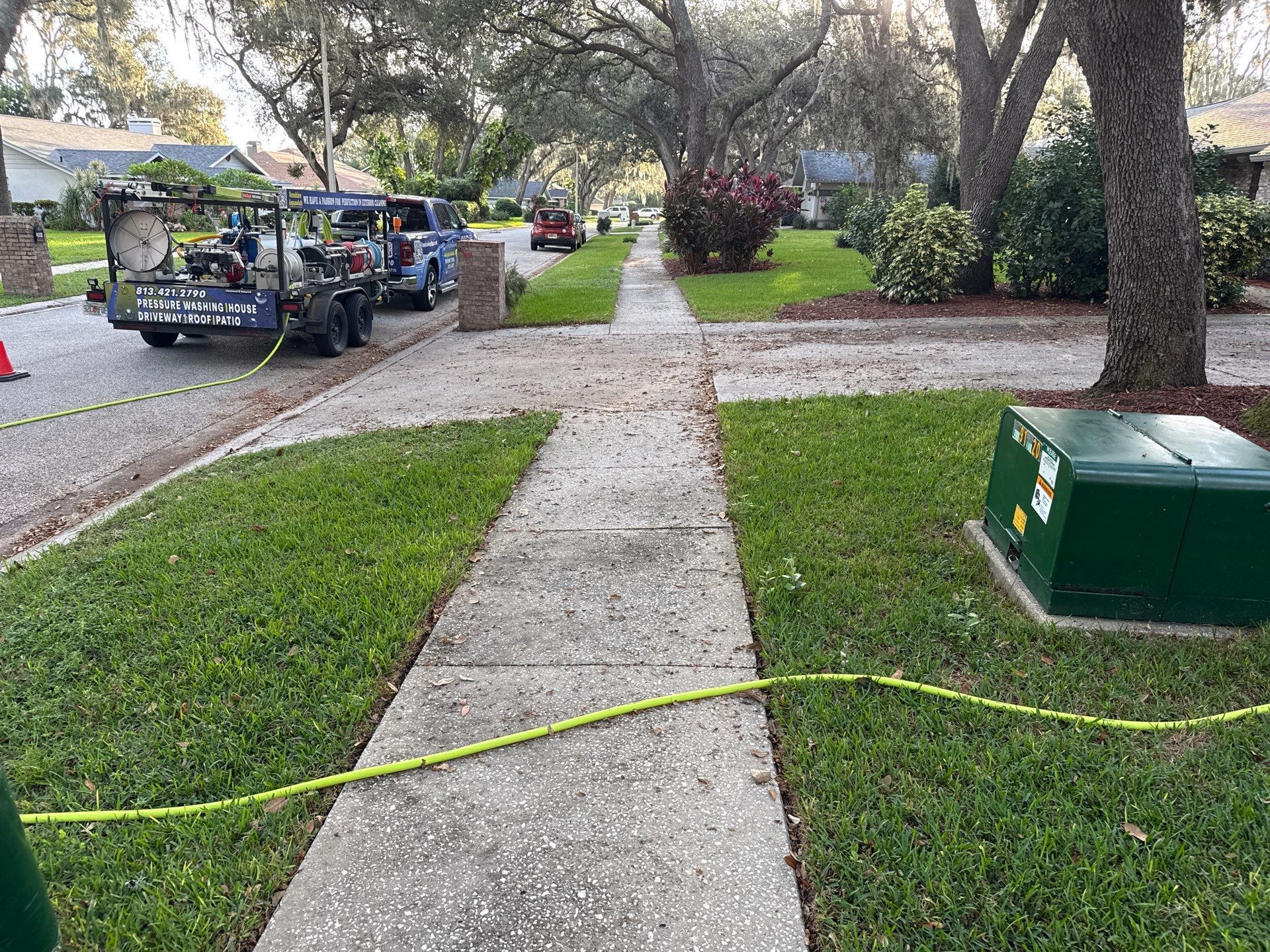 Concrete Driveway & Sidewalk Cleaning in Valrico, FL by Sunshine AquaWash