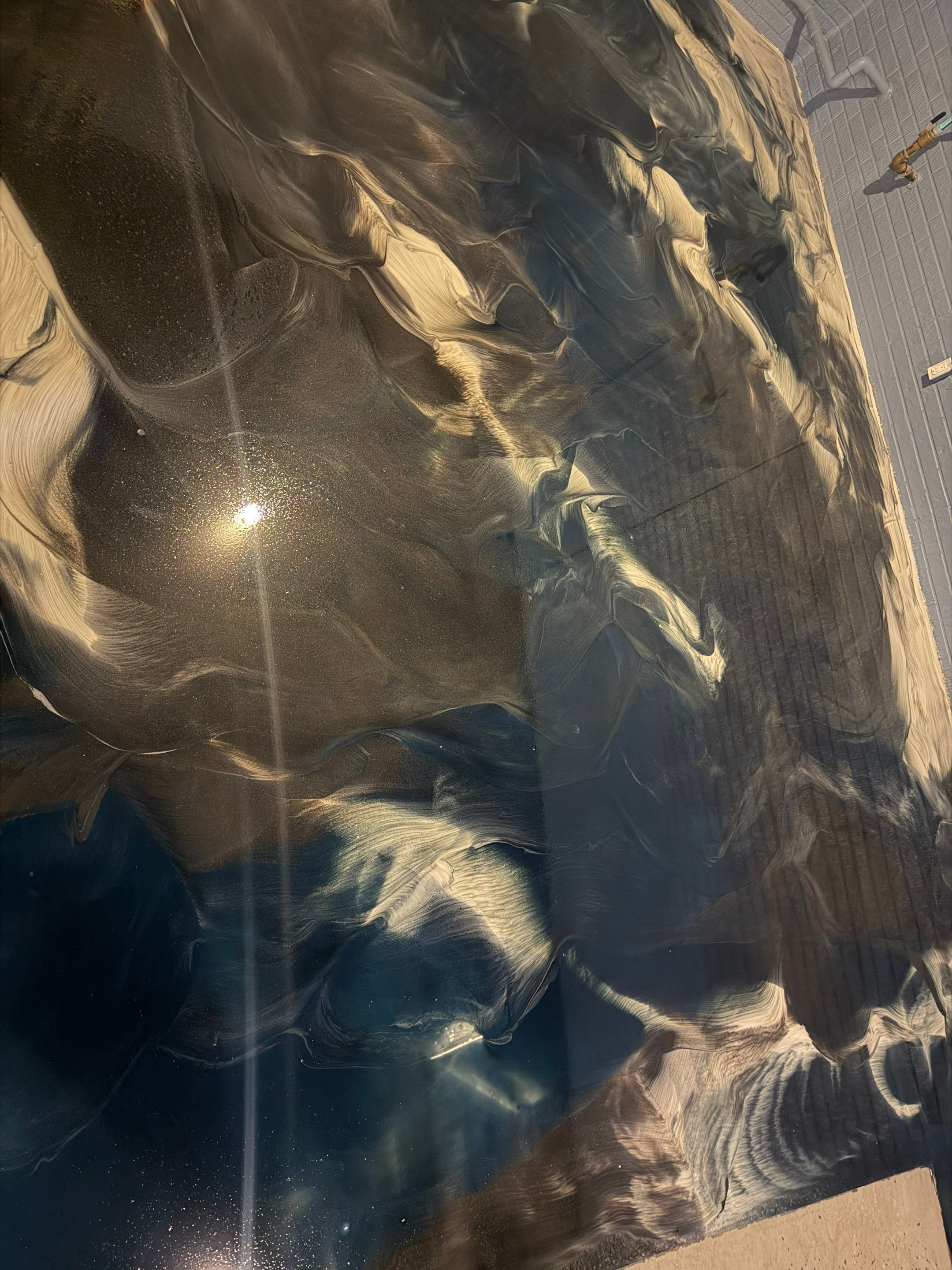Metallic Workout Floor  by Cutting edge painting 