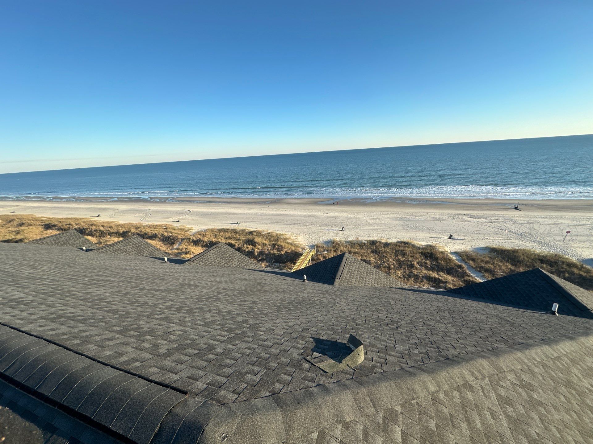 GAF HDZ - Charcoal by Linta Roofing Inc