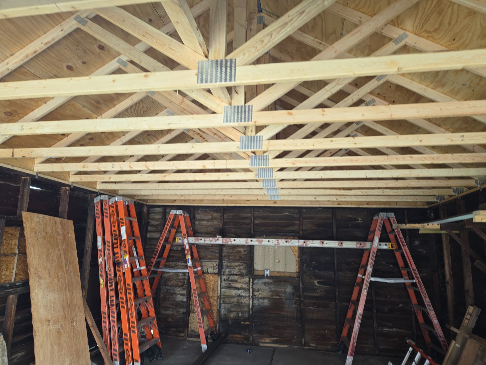 Garage Roof by Ivy Lea Construction