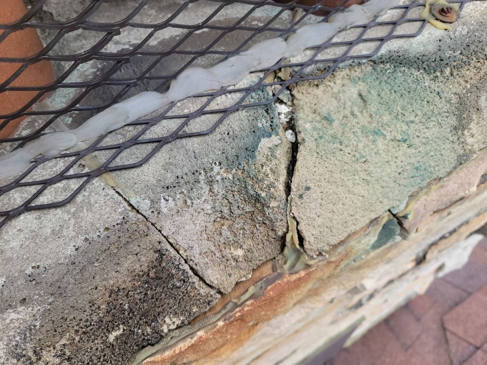 Brand: Atlas Pinnacle Color: Pristine Scotchgard Black Drip: Black by Eagle Eye Roofing