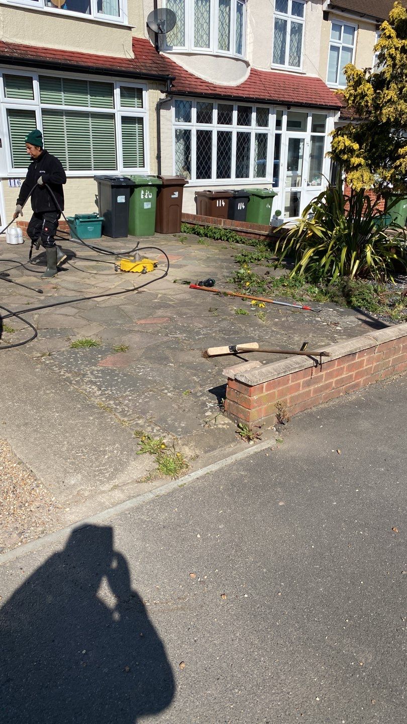Crazy Paving using honda 21 ltr/min by Ges Exterior Cleaning ltd