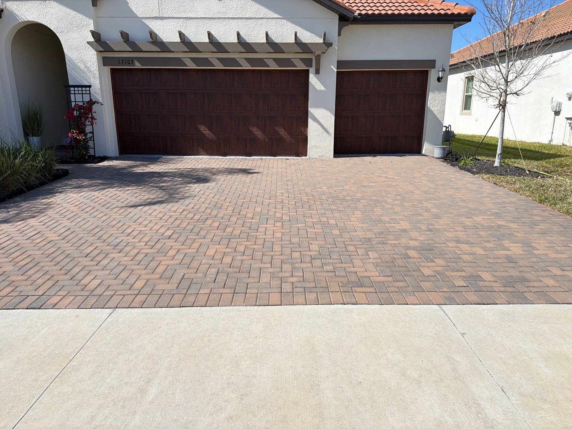 Driveway and Patio Paver Sealing and Restoration in Southshore Bay Wimauma by Supreme Paver Experts