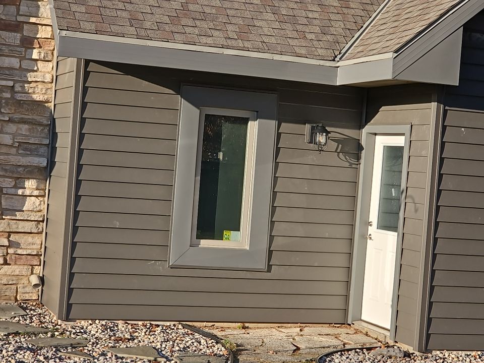 Siding Installation using Norandex Polar Wall Plus Siding, Window Wraps by Total Exteriors