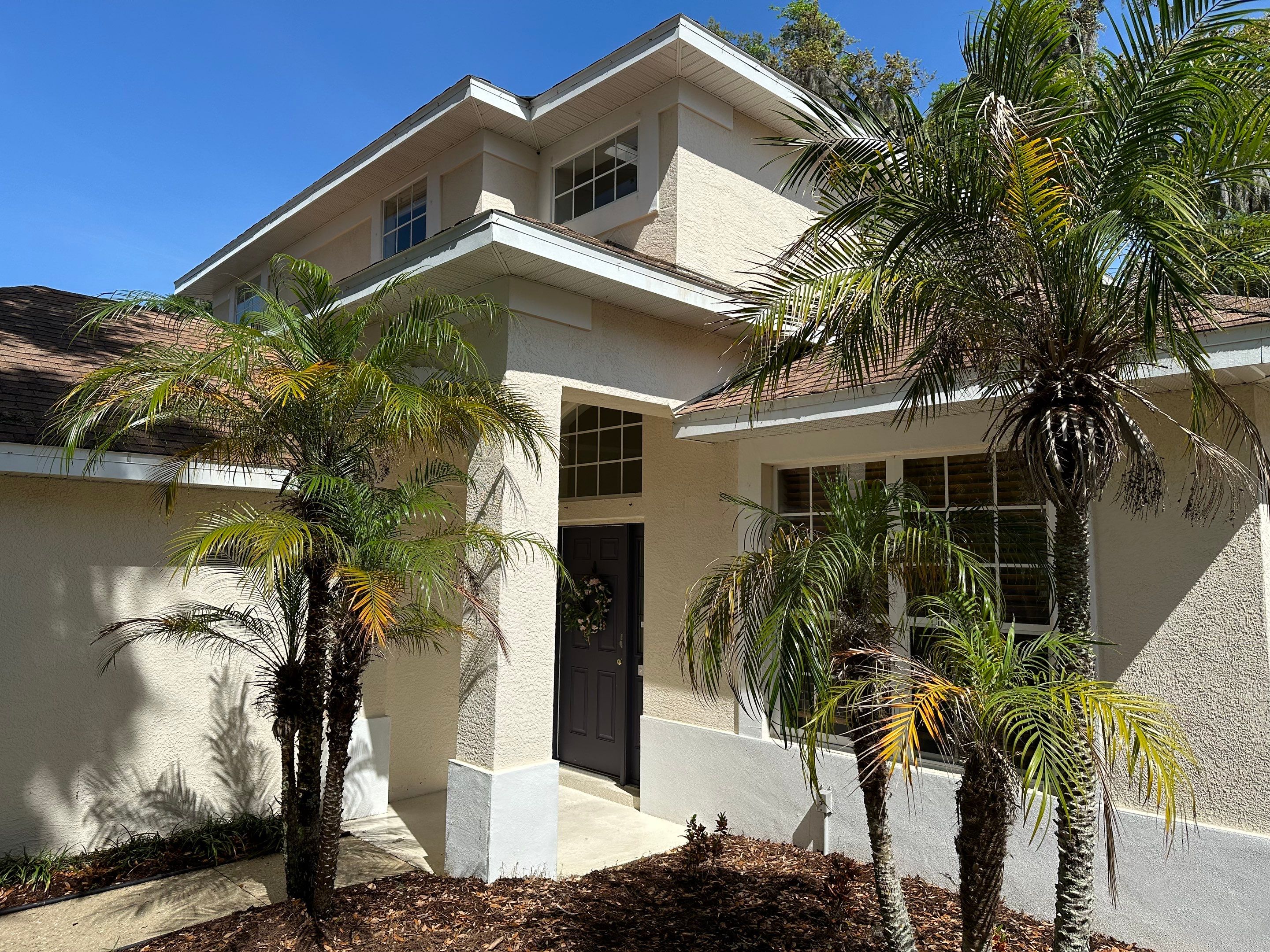 House Wash, Vinyl Fence, Patio, Driveway & Sidewalk Cleaning in Oakley Place, Ellenton, FL | Sunshine AquaWash by Sunshine AquaWash