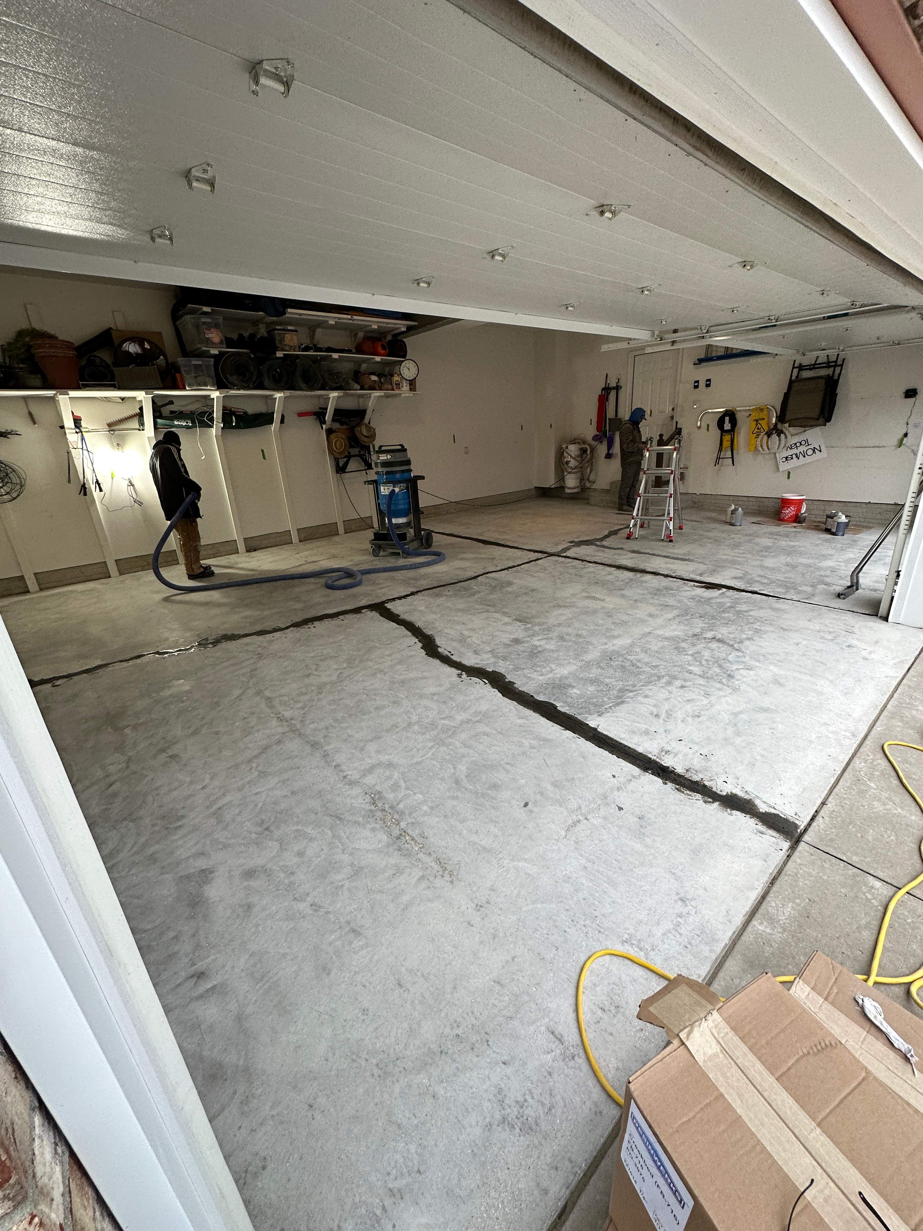 Creekbed Garage Bloomington by Loud Bros