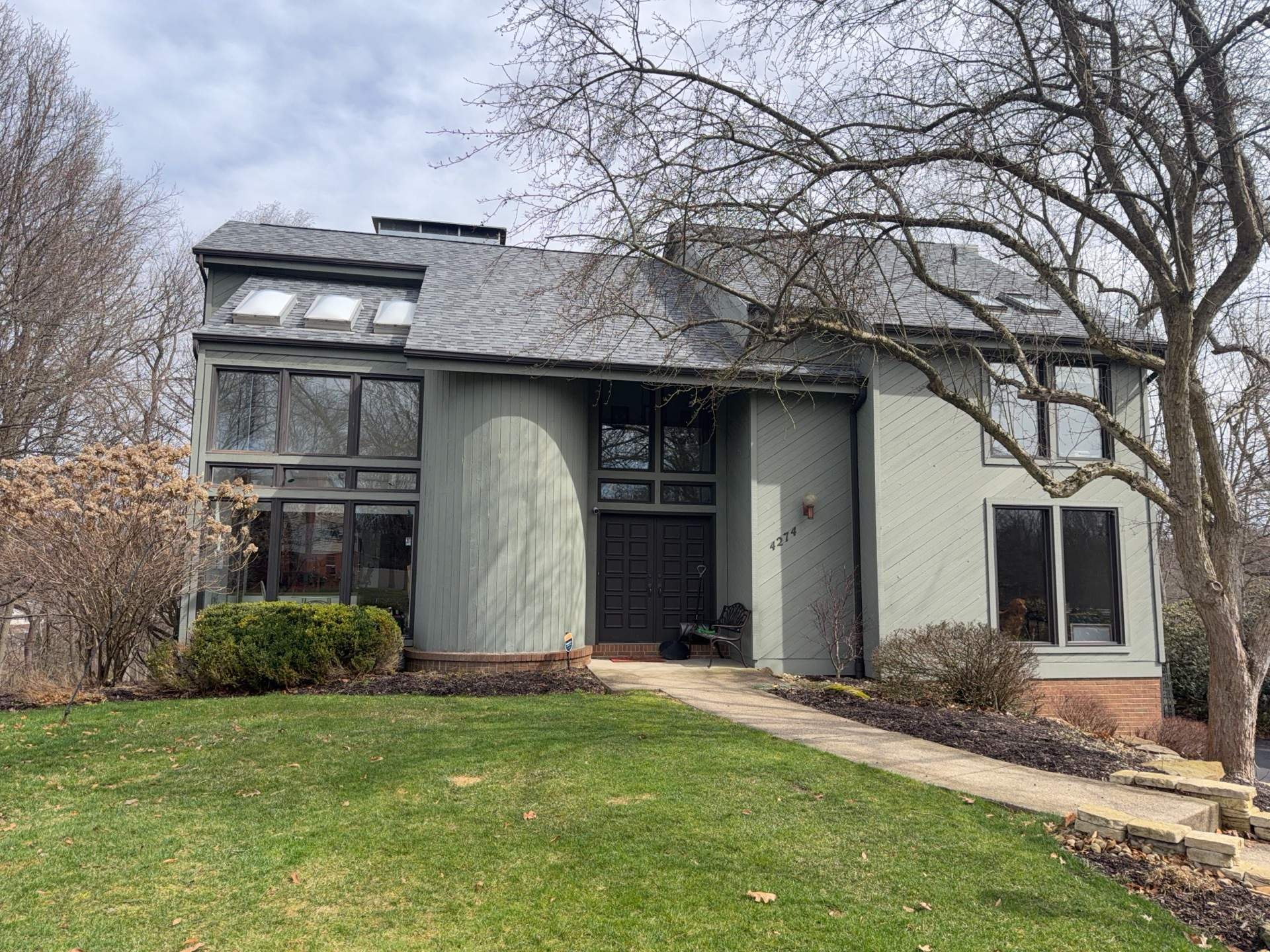 James Hardie Lap & Board and Batten in Aged Pewter at Allison Park by Ideal Siding Pittsburgh