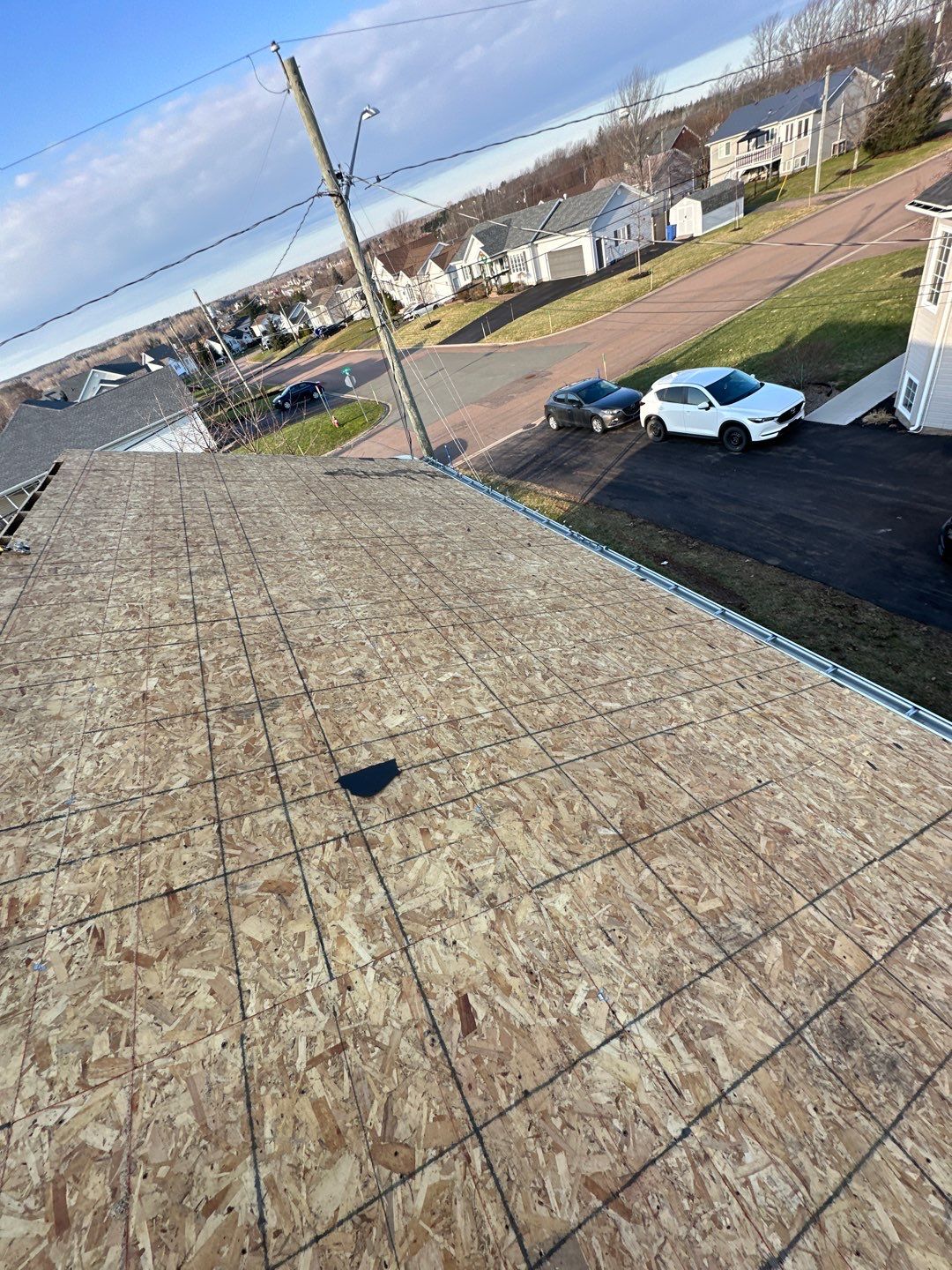 Residential Roofing Installation using Asphalt GAF HDZ  by Artisan Roofing & Home Improvements Inc.