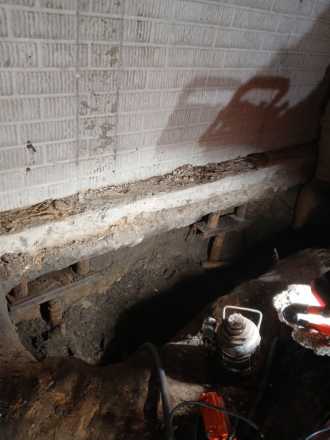 Crawls Repairs - Push Piers, Waterproofing, Insulation, Encapsulation, Brick Tuckpointing by Toledo Basement Repair 