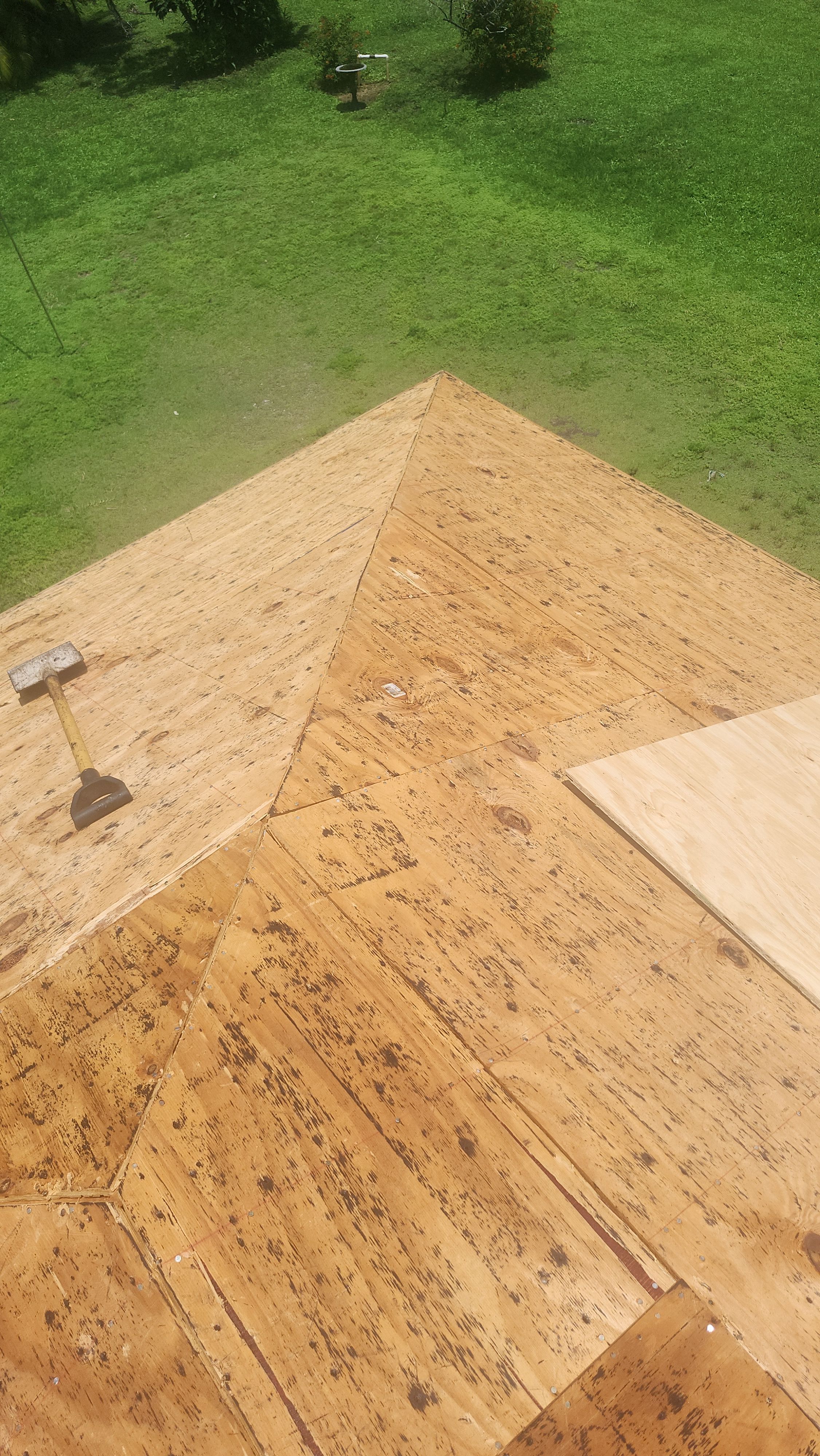 CertainTeed Shingle Roof Replacement for Residential Home in The Acreage by Aastro Roofing