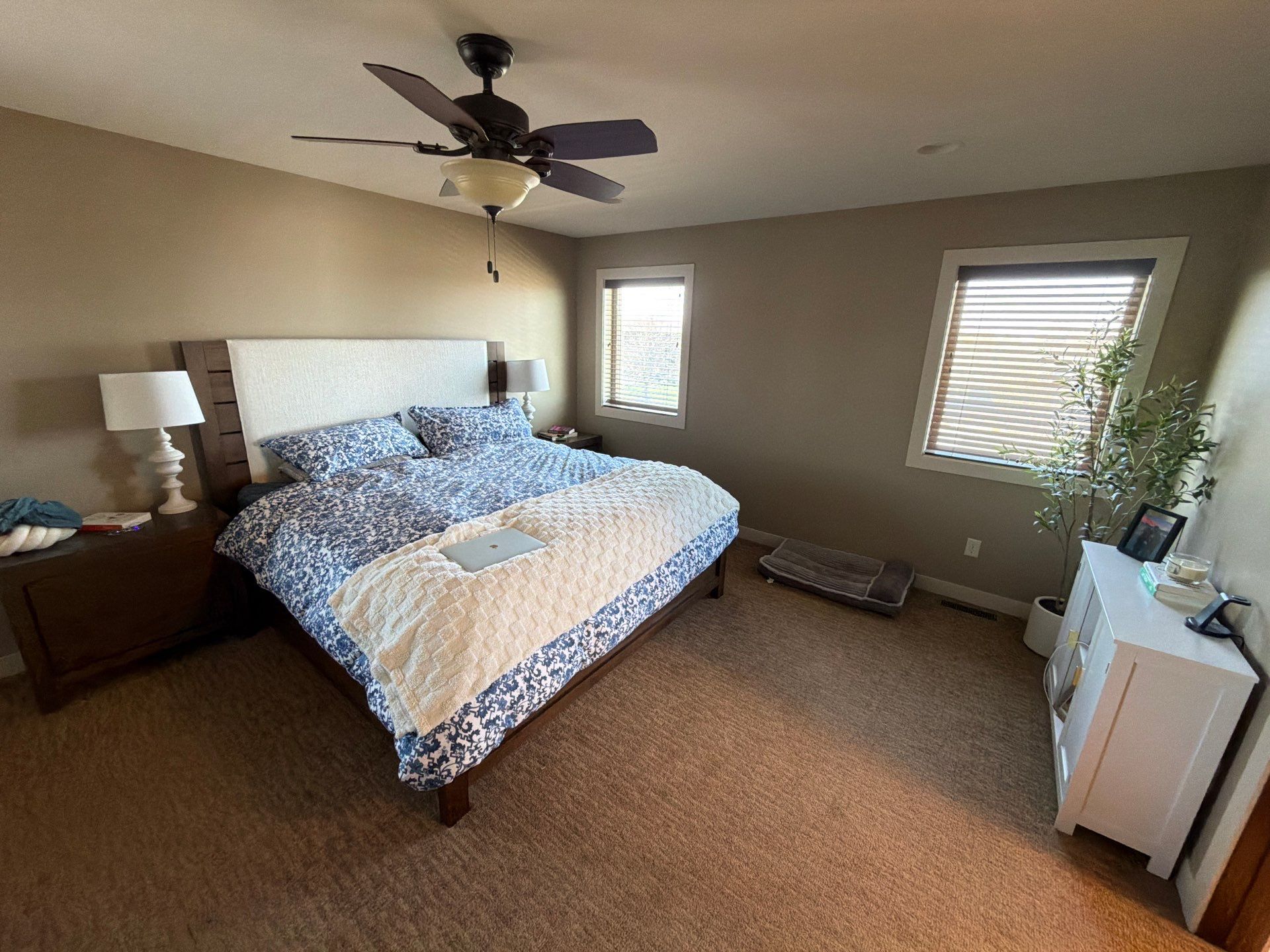 Comprehensive Interior Painting and Garage Floor Coating in Sioux Falls by Select Painting, Coatings & Garage Cabinets
