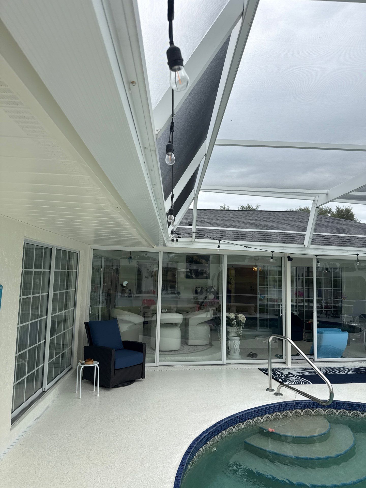 Replace gutter using seal gutters in Sarasota FL by Gutter Professors