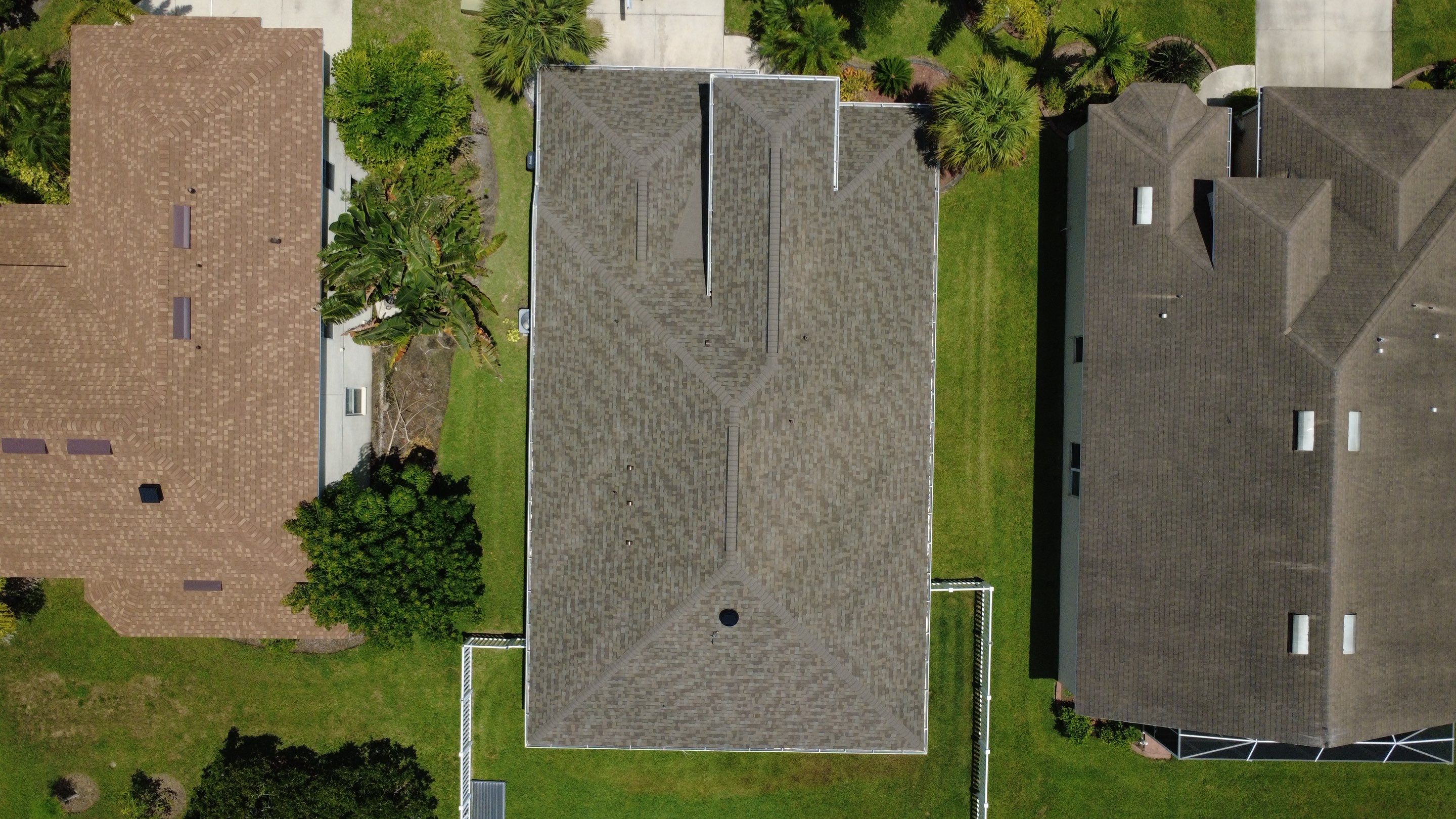 Roof replacement in Palmetto, FL by Steadfast Roofing 