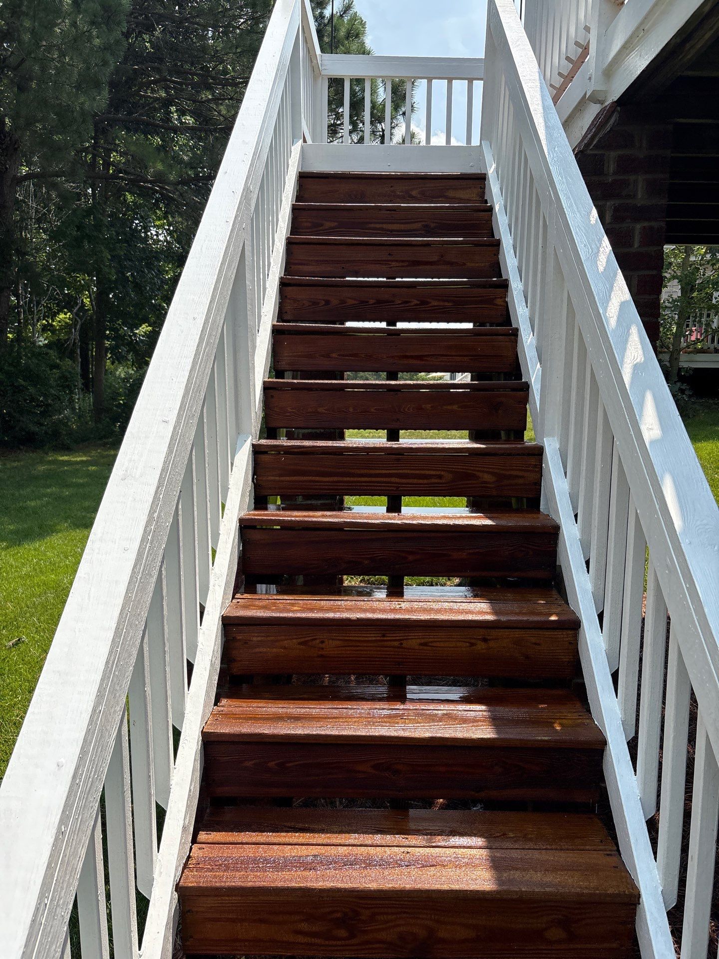 Wood Deck using Wood Sealant by DuraSeal