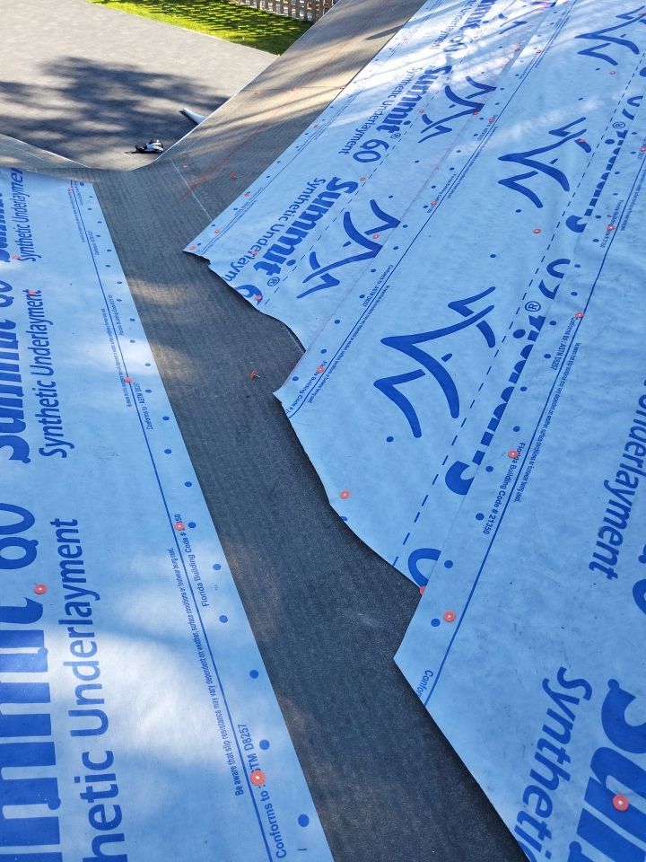 ATLAS PINNACLE COLOR: SCOTCHGARD BLACK SHADOW DRIP EDGE: WHITE by Eagle Eye Roofing