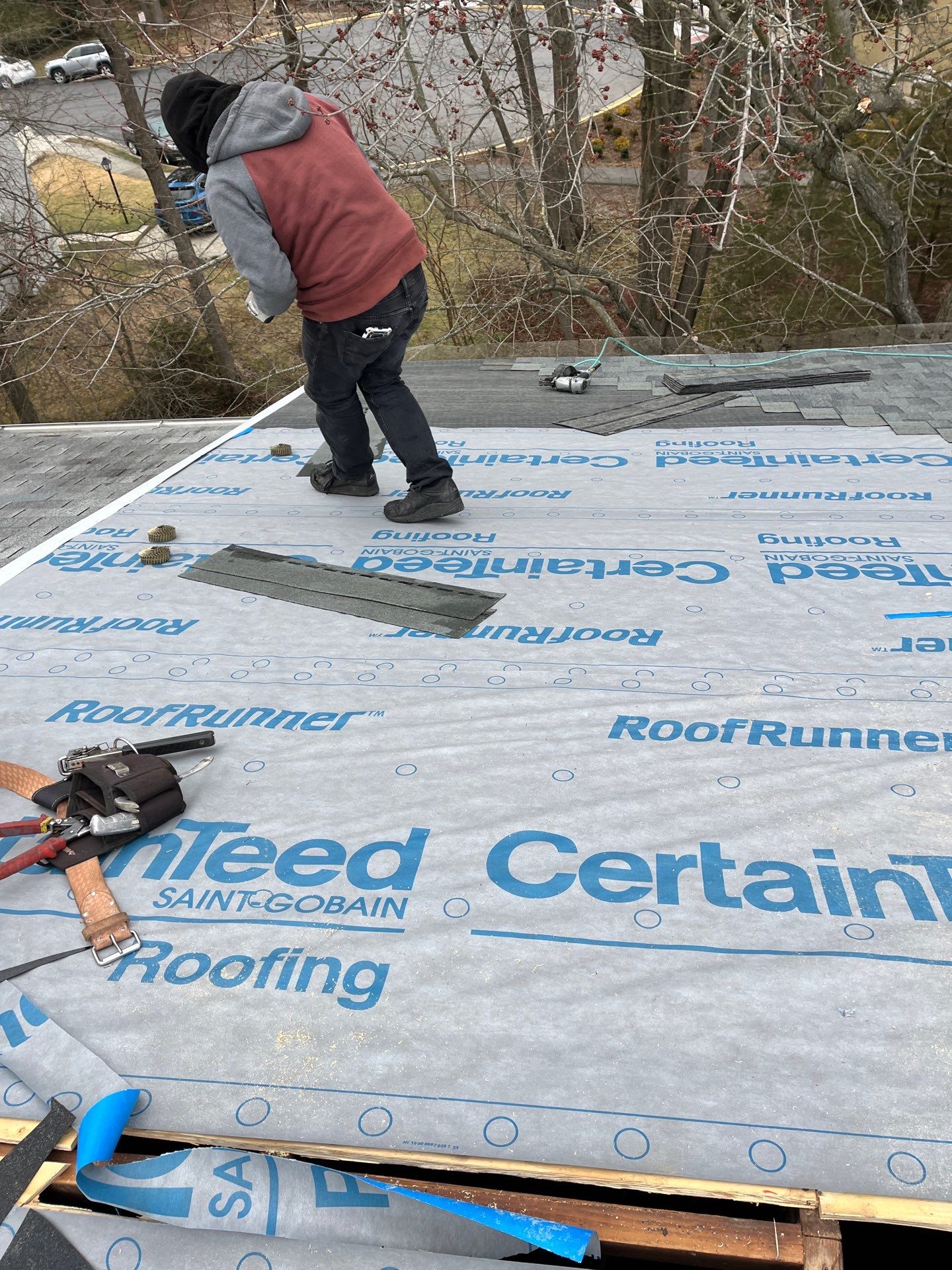 Alexandria Certainteed Landmark Roof in Colonial Slate by RM Banning, Inc.