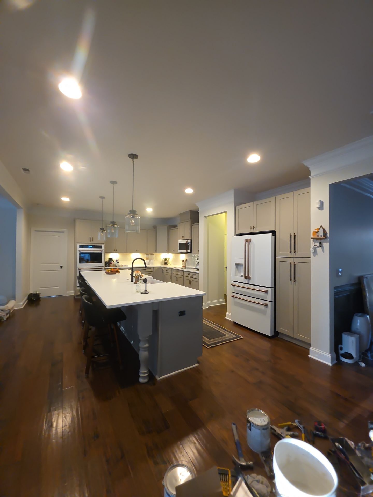 From Dated to Dazzling: A Bright Kitchen Transformation in Holly Springs by Elite Remodeling and Design LLC
