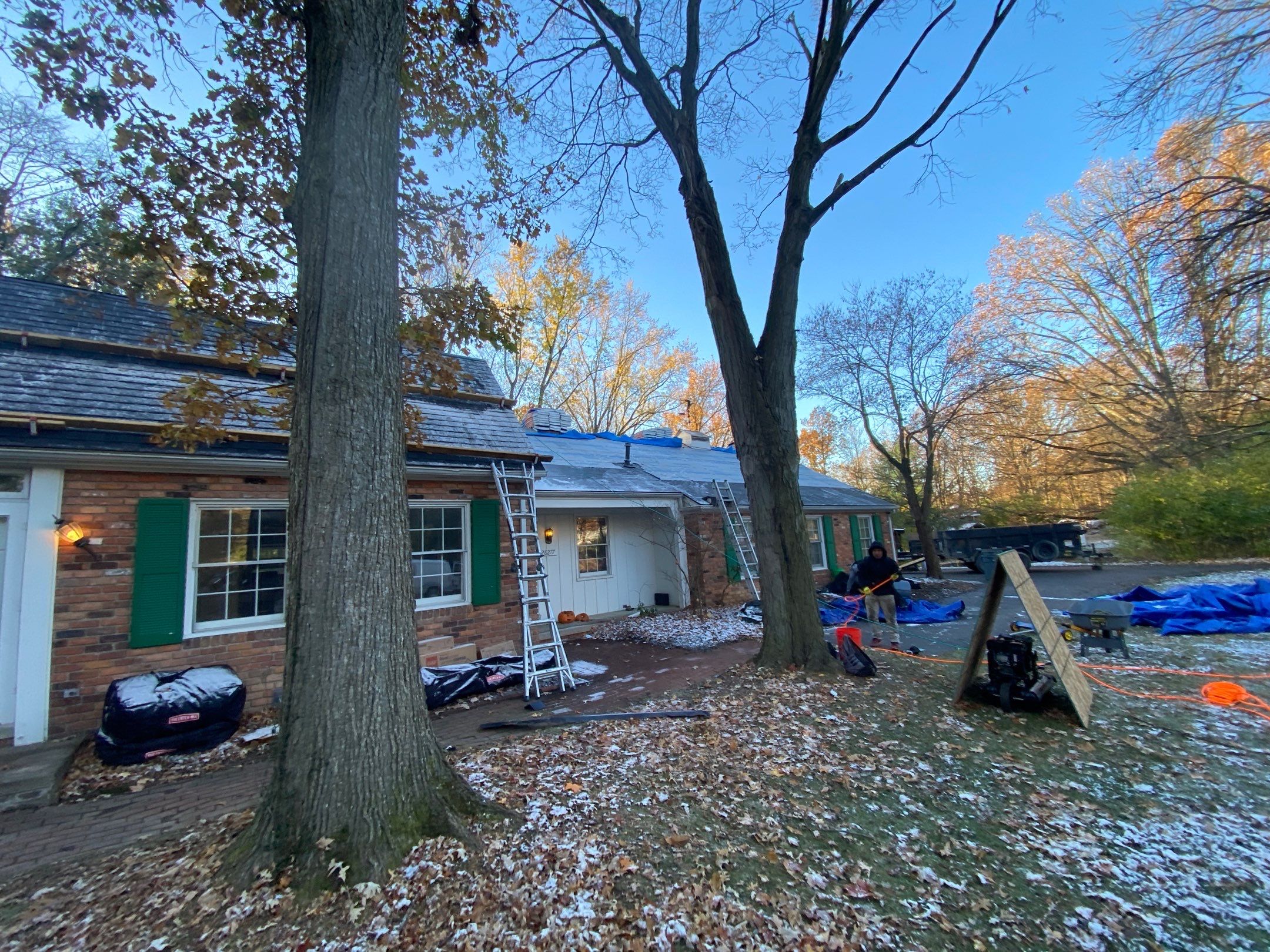 Roof Replacement using CertainTeed Landmark by 180 Contractors