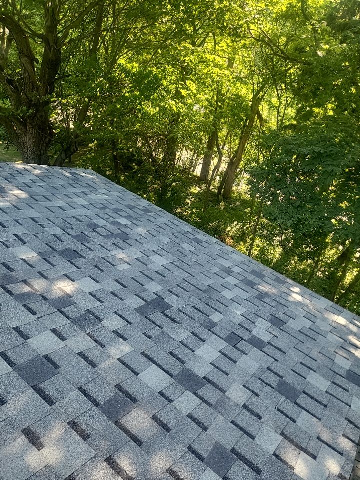 BRAND: ATLAS PINNACLE HP COLOR: PRISTINE SCOTCHGARD HEARTHSTONE by Eagle Eye Roofing