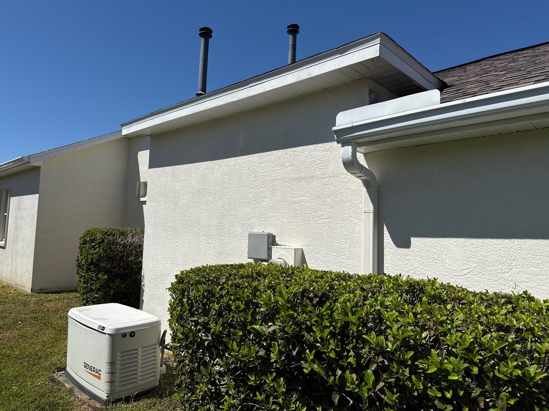 House Wash, Paver Pool Deck & Screen Enclosure Cleaning in Greenfield Plantation | Bradenton, FL by Sunshine AquaWash
