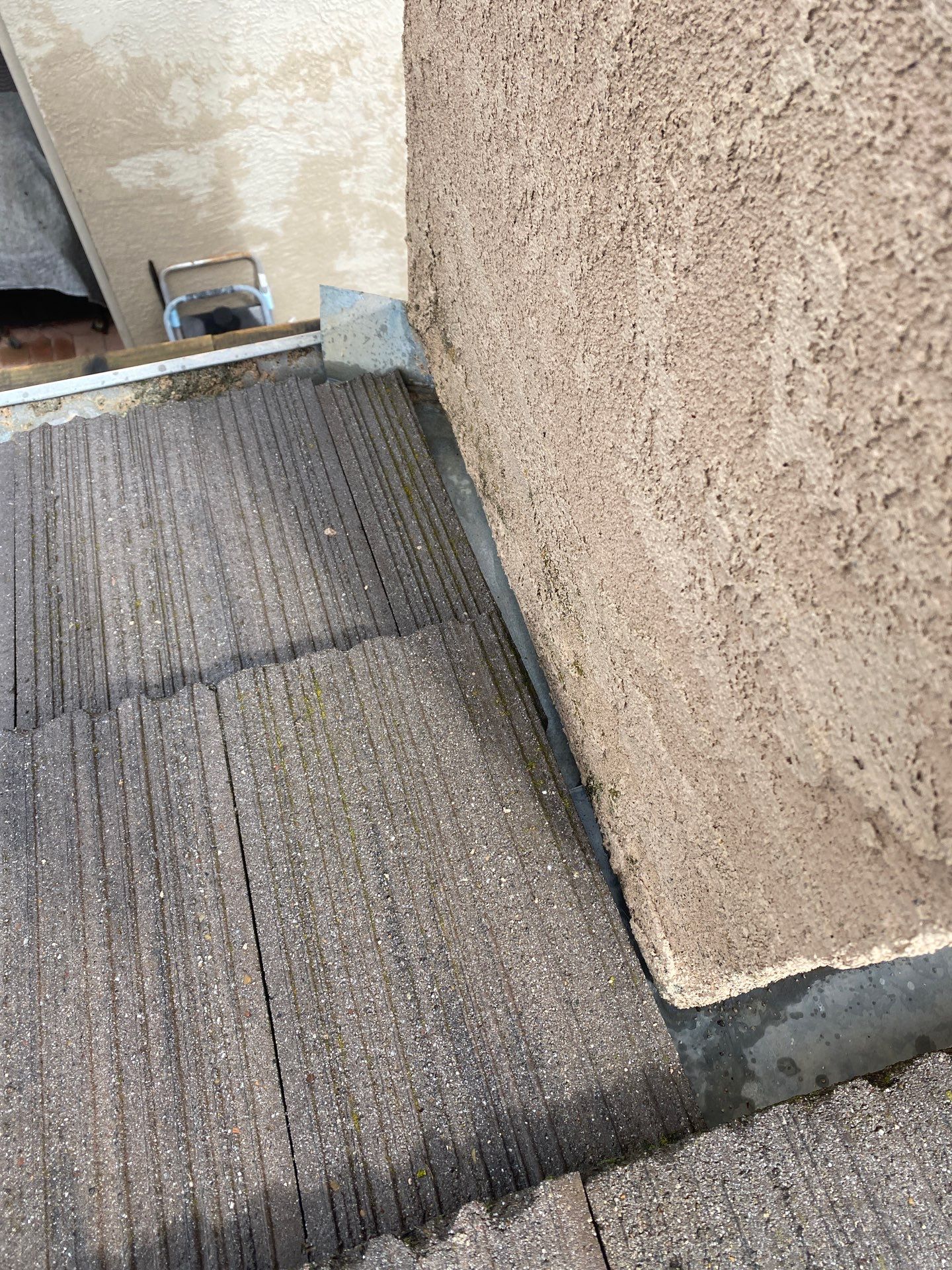 Moss Removal by Top Elevation