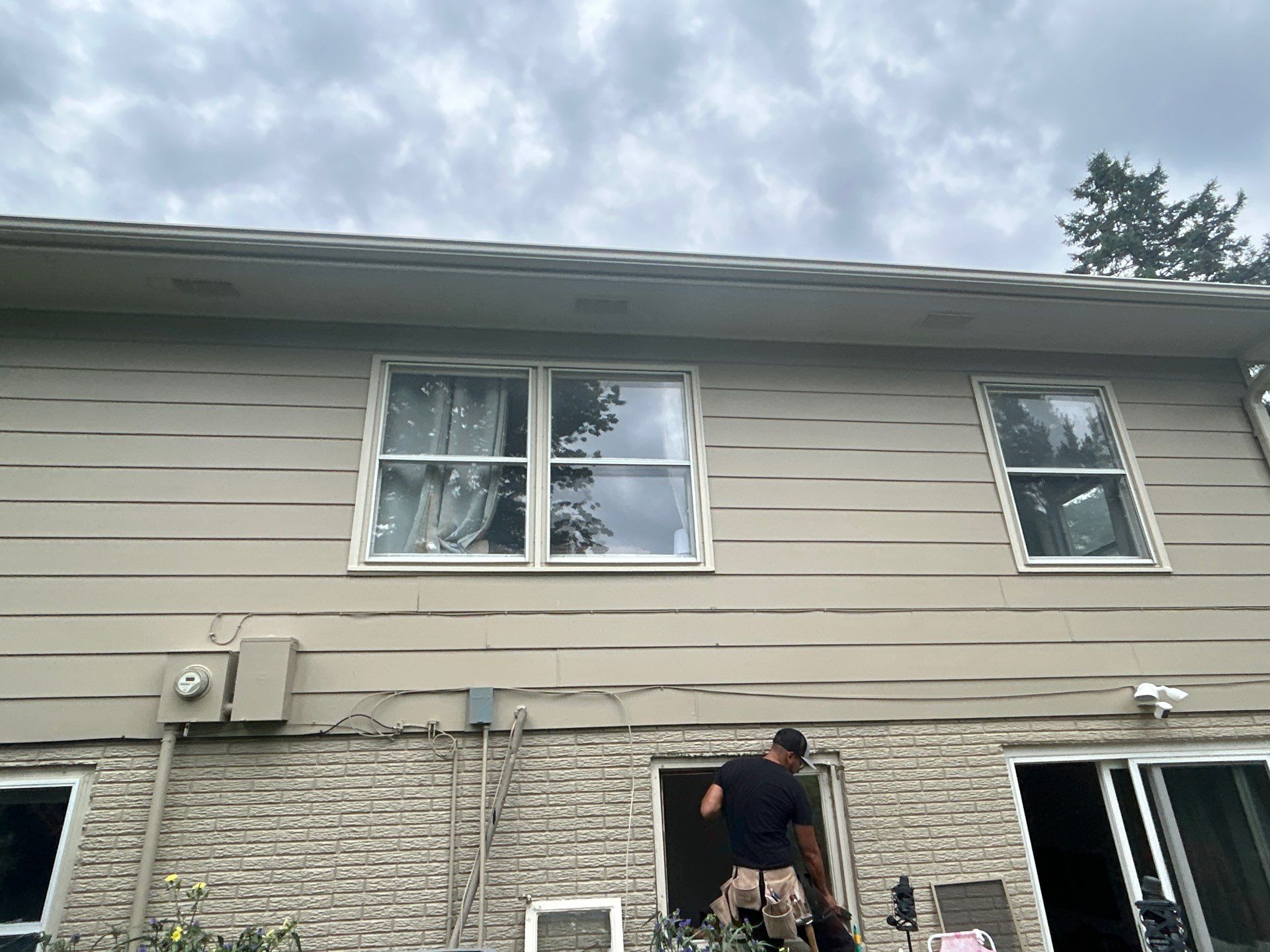 Window installation by United Windows and Siding LLC