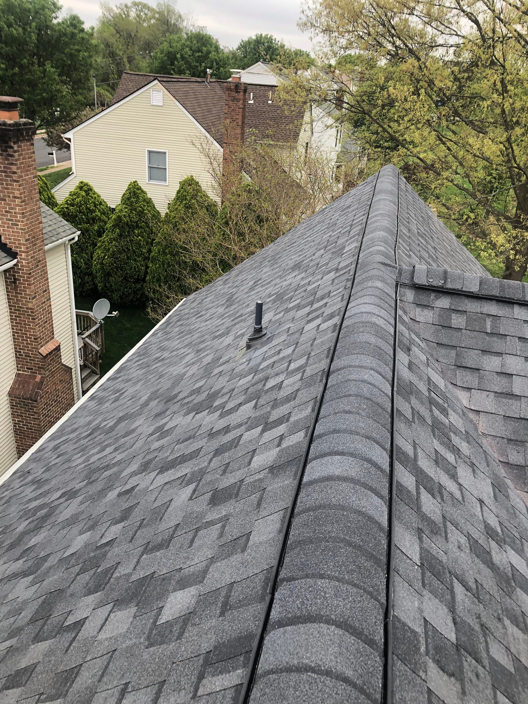 Vienna: CertainTeed Landmark Pro Designer Shingles in Max Def Moire Black by RM Banning, Inc.