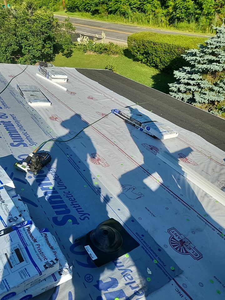 ATLAS PINNACLE COLOR: HEARTHSTONE by Eagle Eye Roofing
