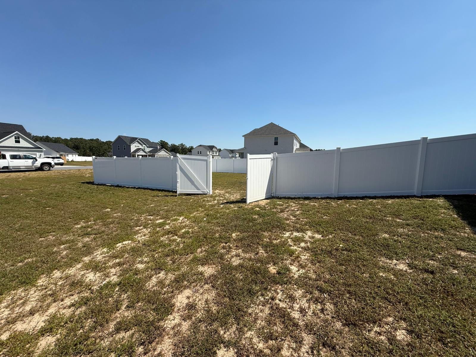 Hamilton Vinyl Privacy Project in Linden by Superior Fence and Rail